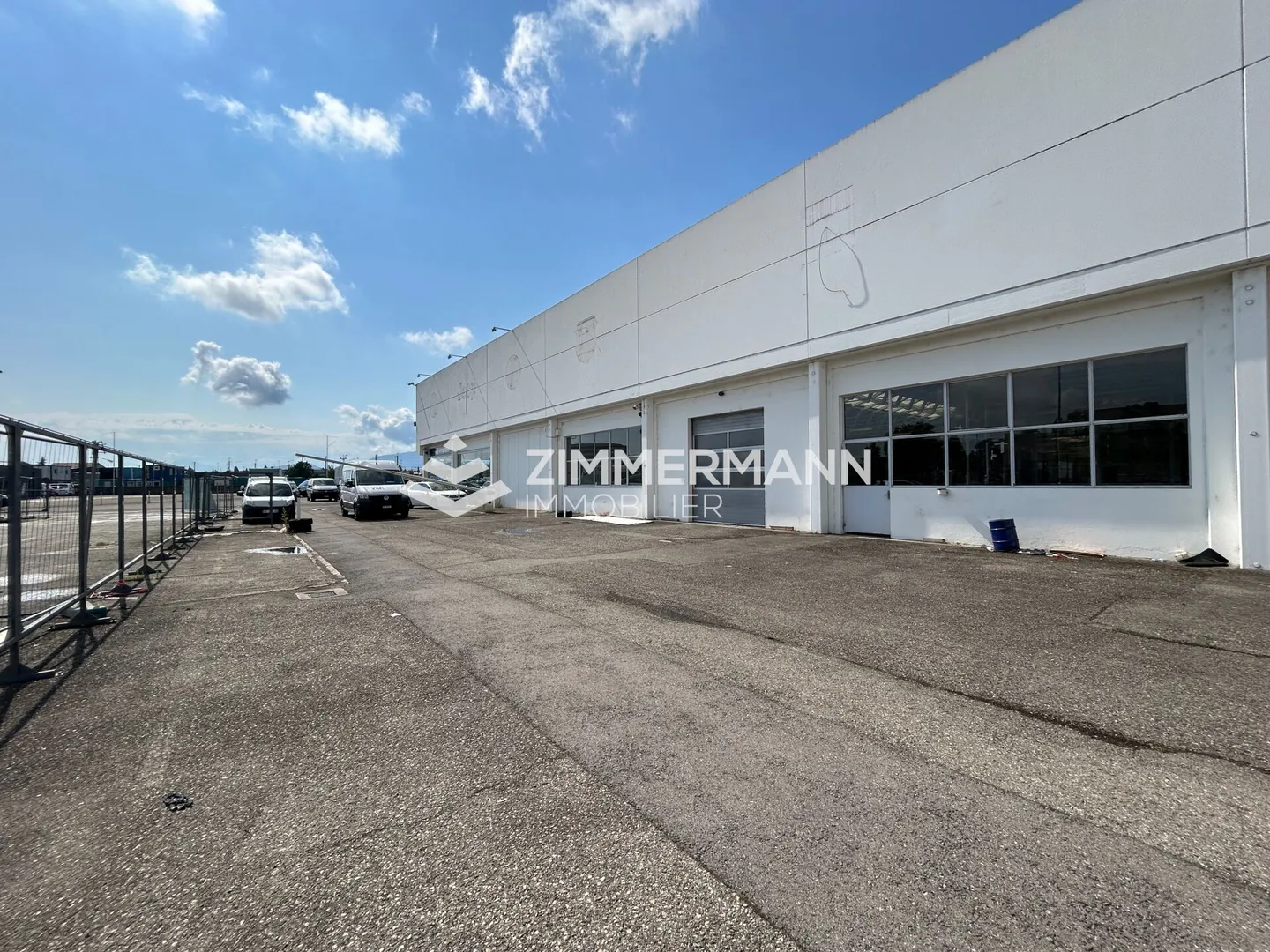 Spazio industriale vetrato di 600m2 - Foto 1 di 3