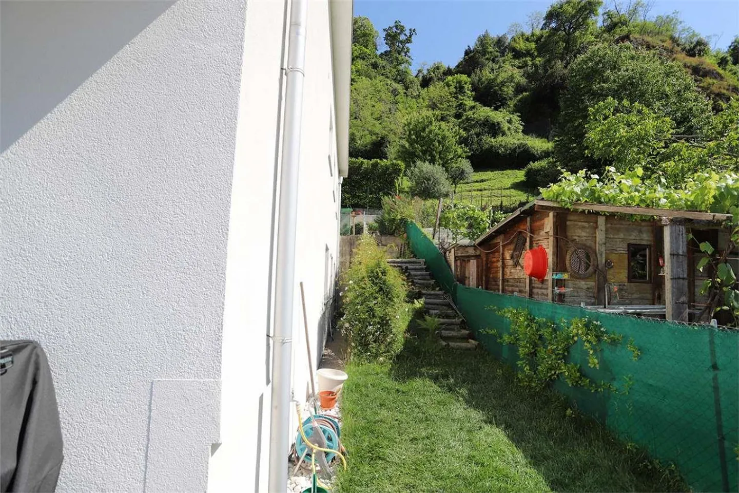 Appartamento di 4.5 locali con terrazza e giardino - Foto 12 di 13