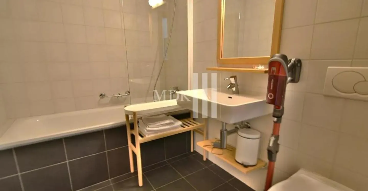 Charmante 2.5 Zimmer Wohnung - Foto 8 von 8