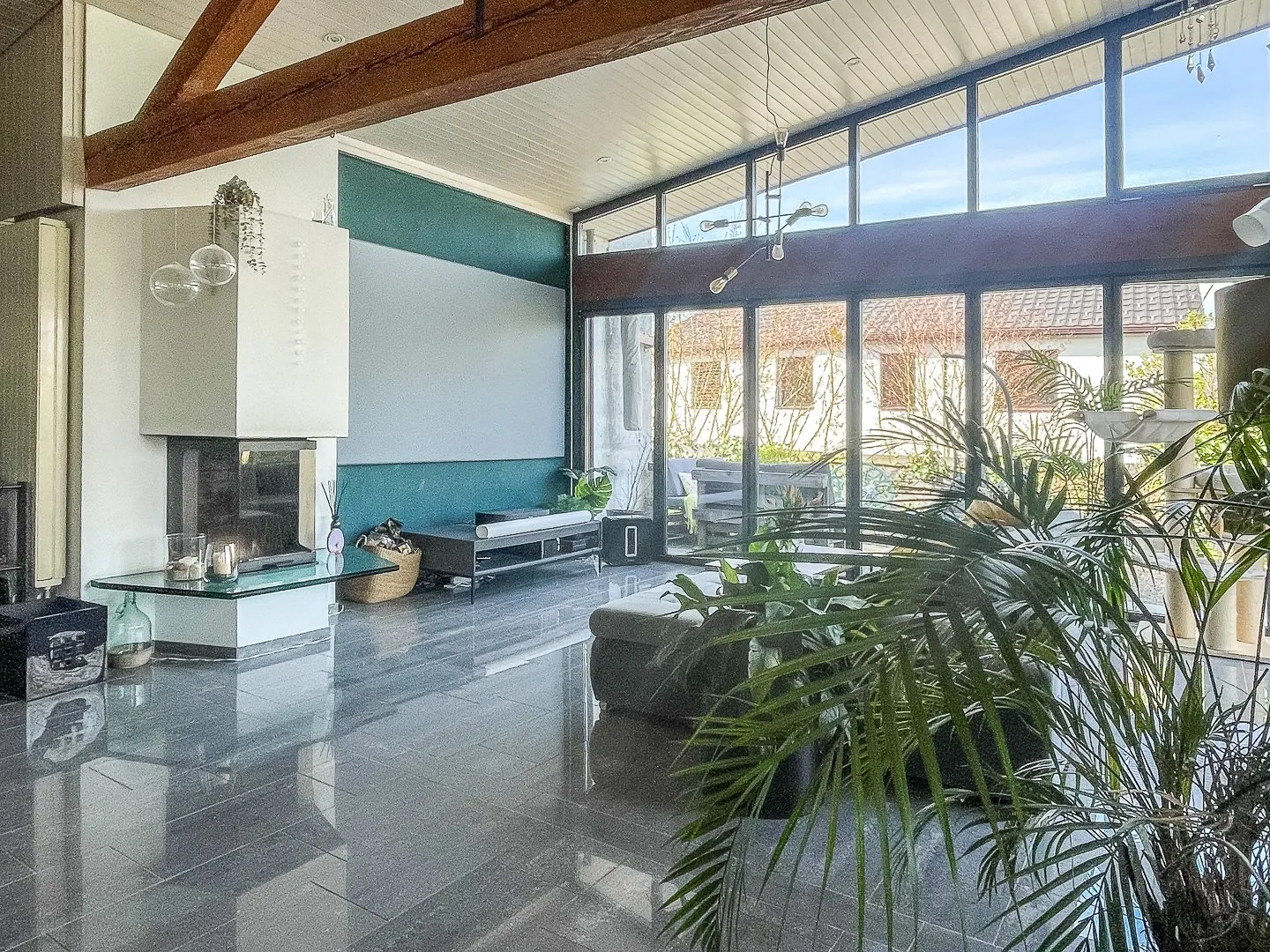 Coming Soon: Charming 5.5-Room Single-Family House with Jacuzzi in Würenlingen - Photo 3 of 13