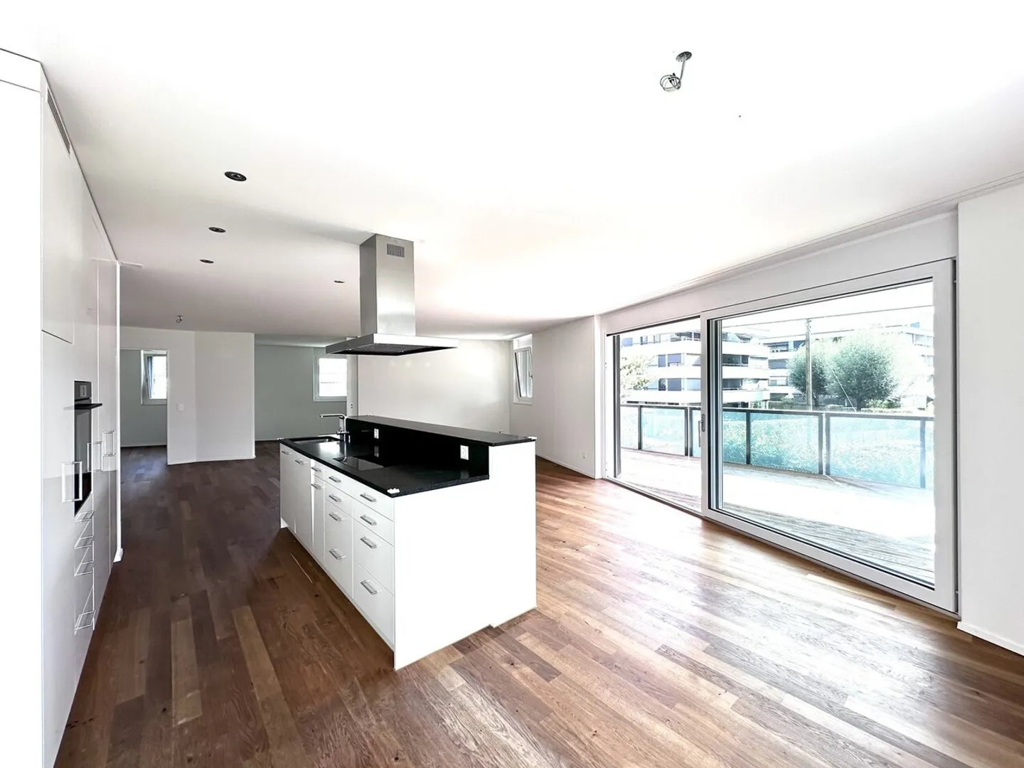 Appartamento esclusivo di 4,5 stanze con grande terrazza, centrale e tranquillo nel complesso residenziale 'Radius Plus' - Foto 1 di 13