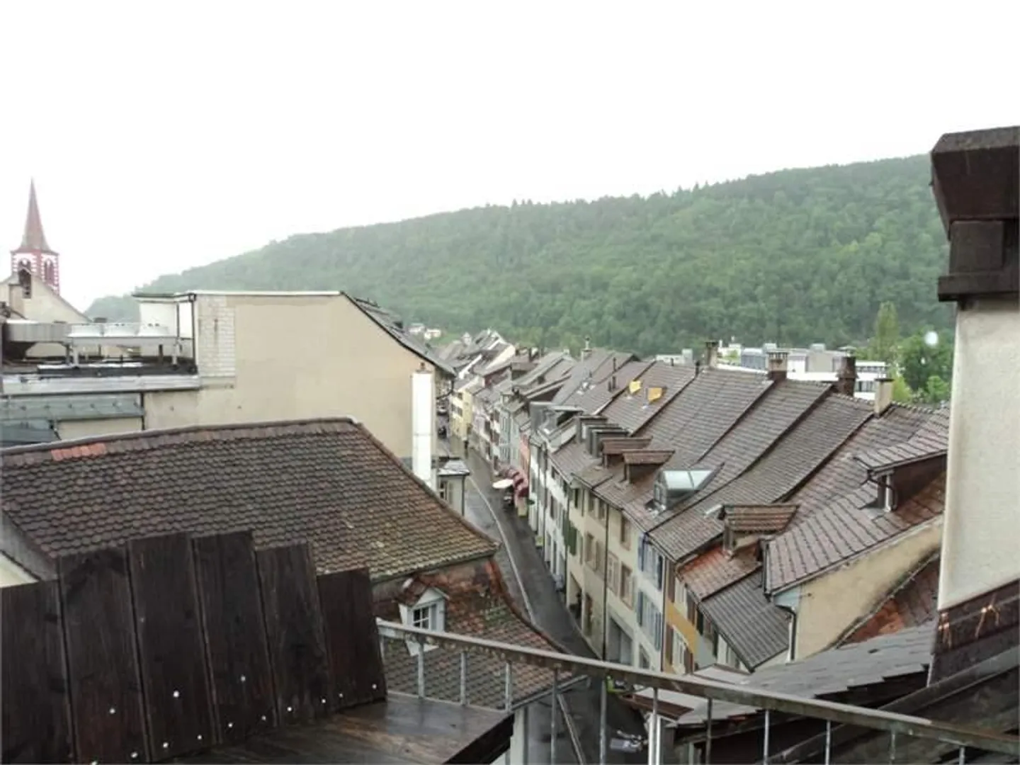 Vue sur les toits de Liestal - Photo 7 sur 9