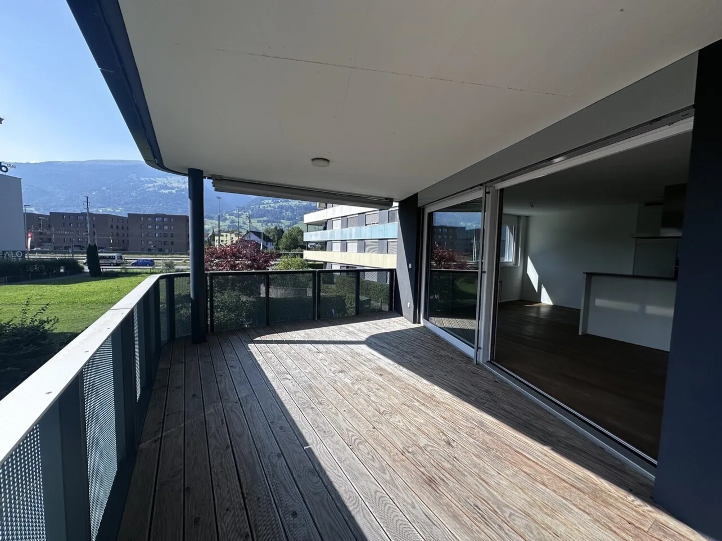 Appartamento esclusivo di 4,5 stanze con grande terrazza, centrale e tranquillo nel complesso residenziale 'Radius Plus' - Foto 12 di 13