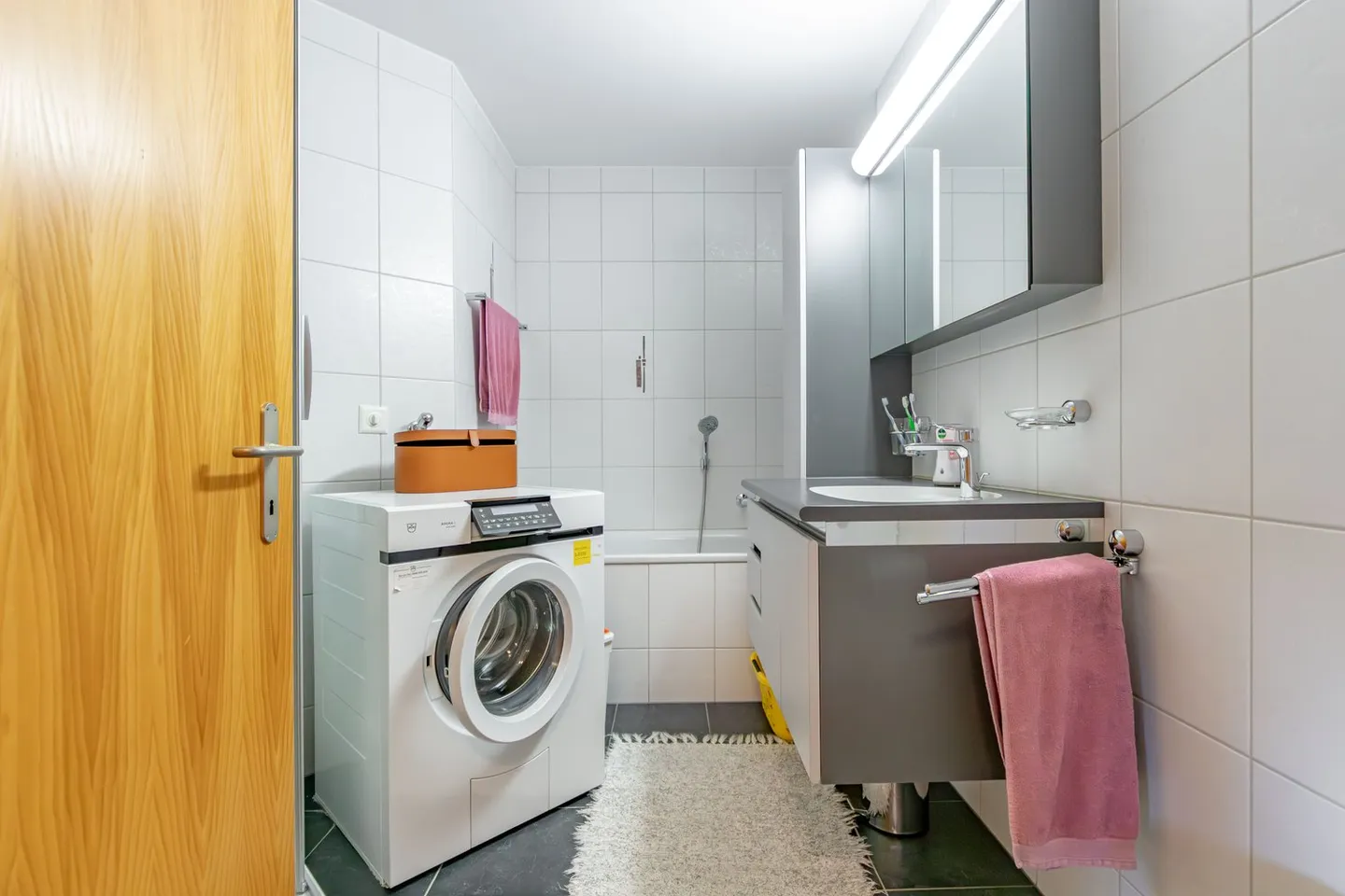 Exklusive 5.5-Zimmerwohnung in Grengiols – frisch renoviert & in Top-Zustand - Foto 12 von 14