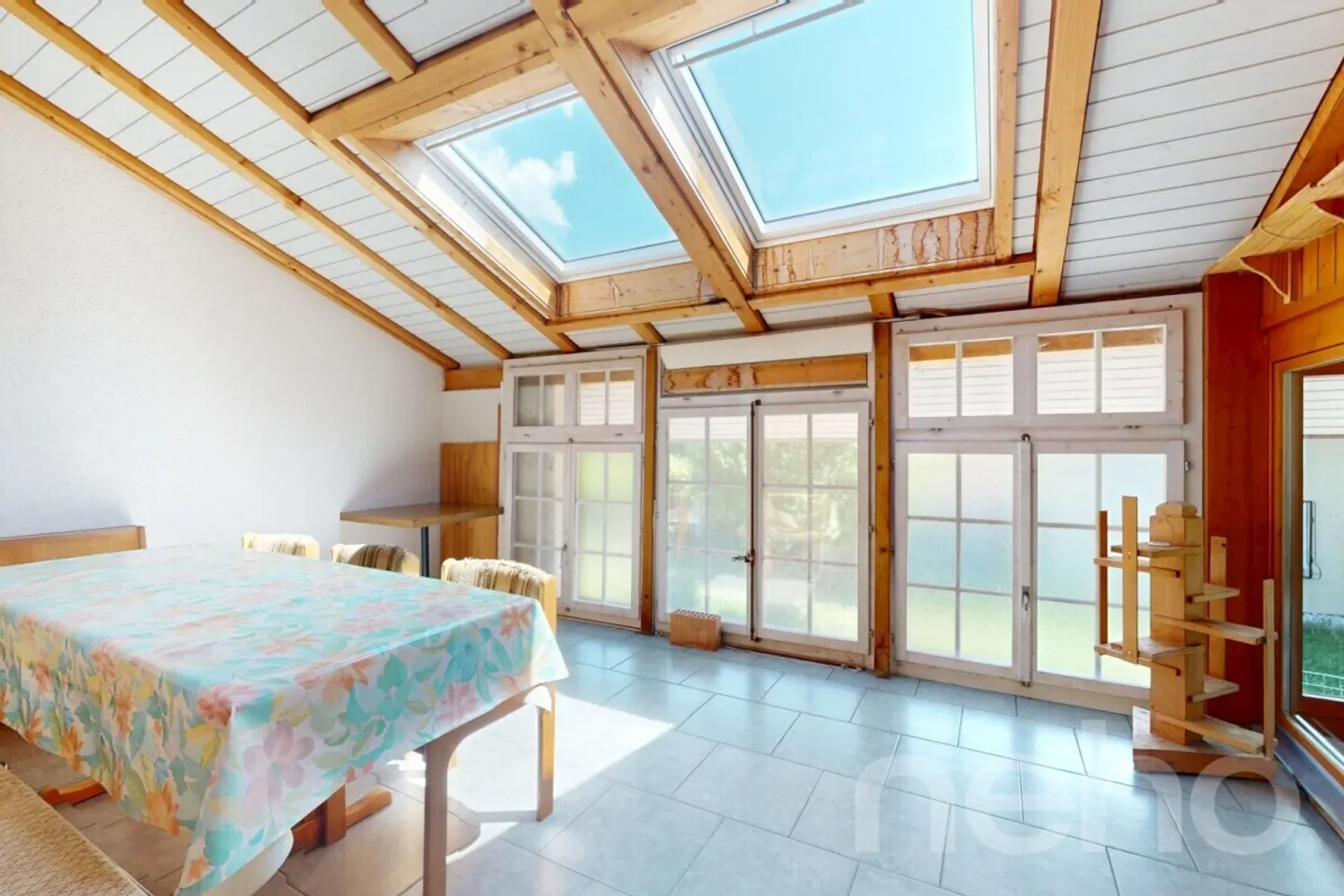 Family-friendly house with large plot and expansion options - Photo 10 of 13
