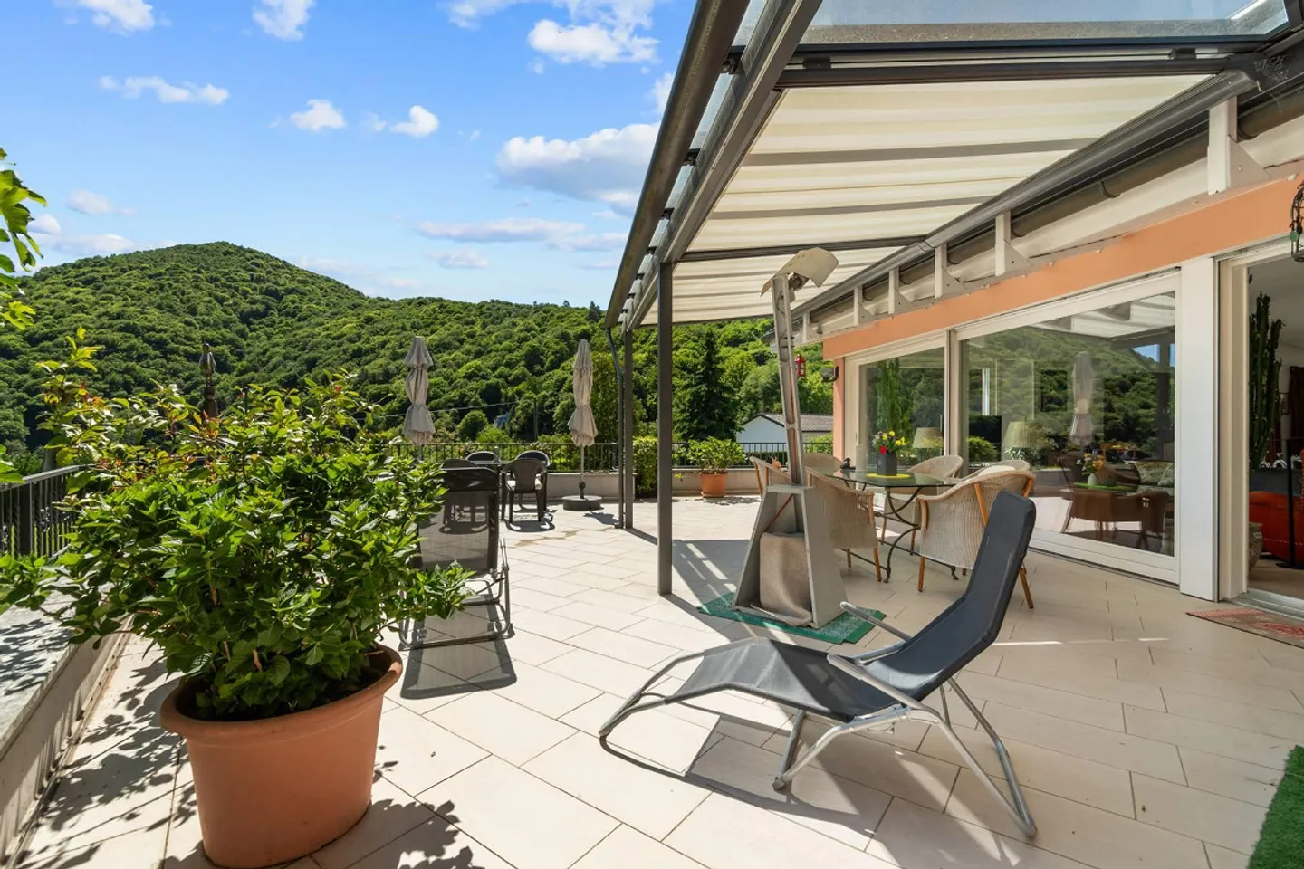Villa in Curio - Lema mit Pool und Panoramablick - Foto 2 von 13