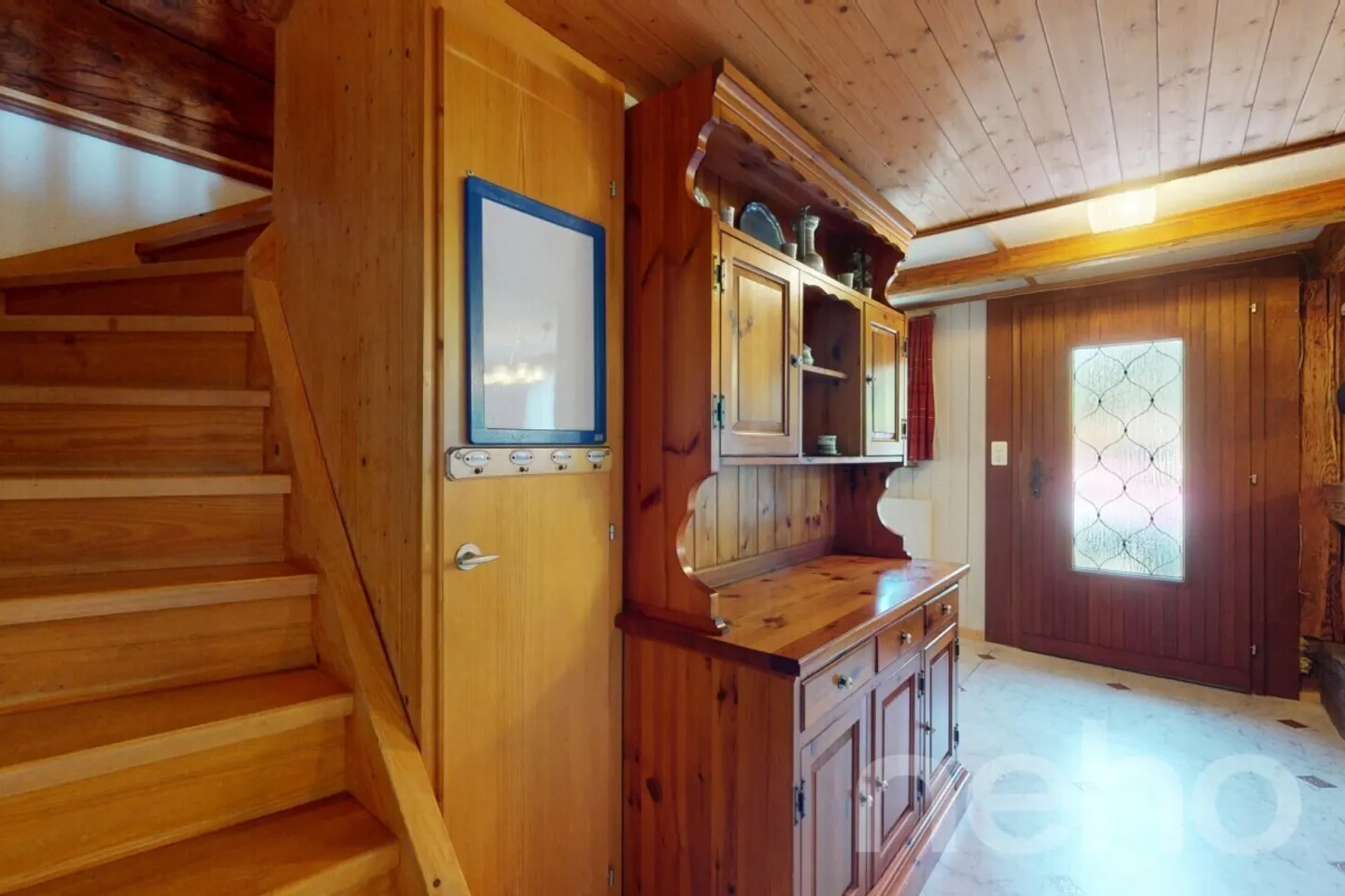 Family-friendly house with large plot and expansion options - Photo 11 of 13