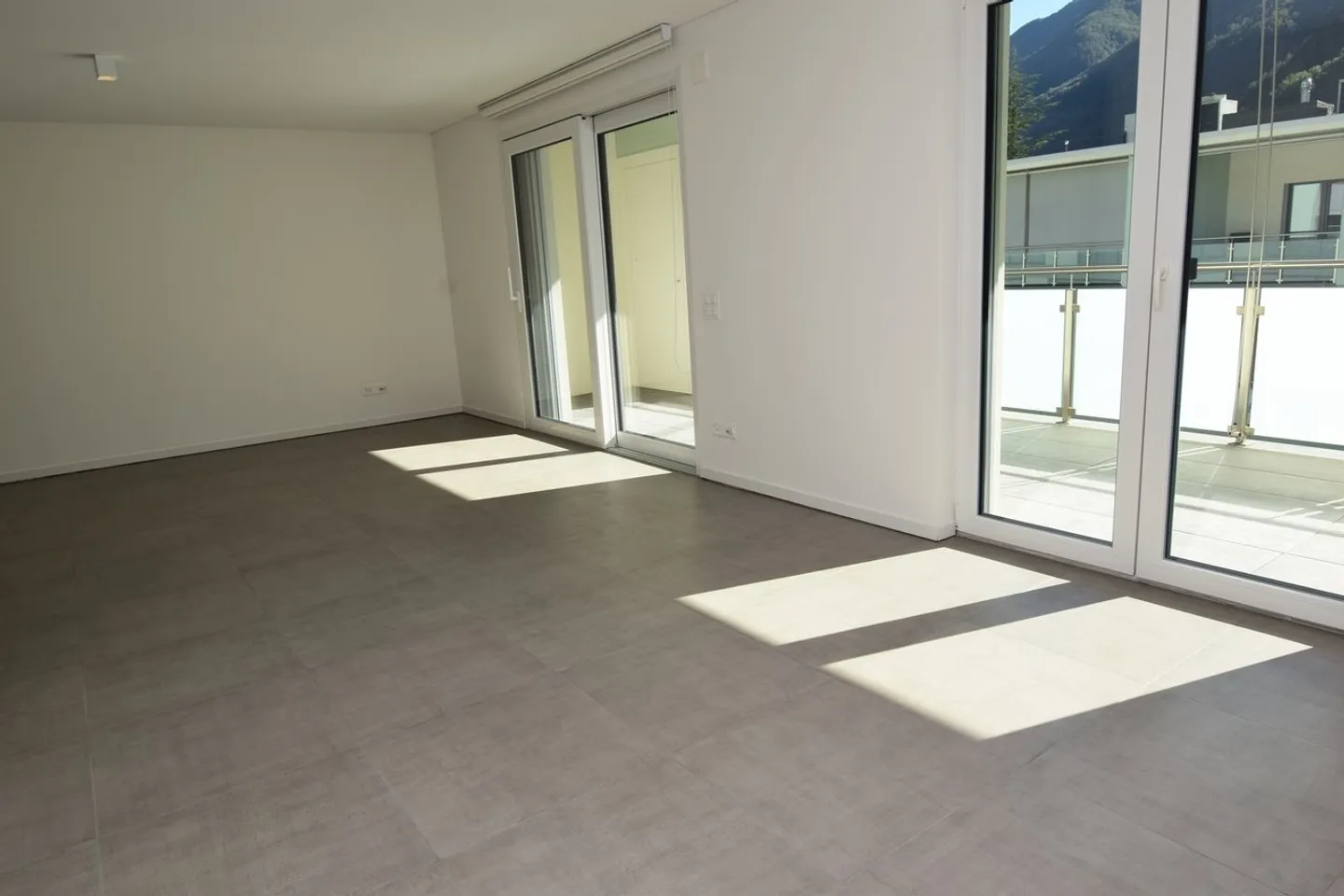 Modernes Chalet in Maggia - Foto 5 von 10