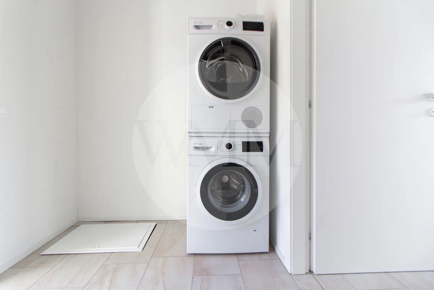 2.5 CHAMBRES MEUBLÉES ET MODERNES À VIGANELLO - Photo 6 sur 9