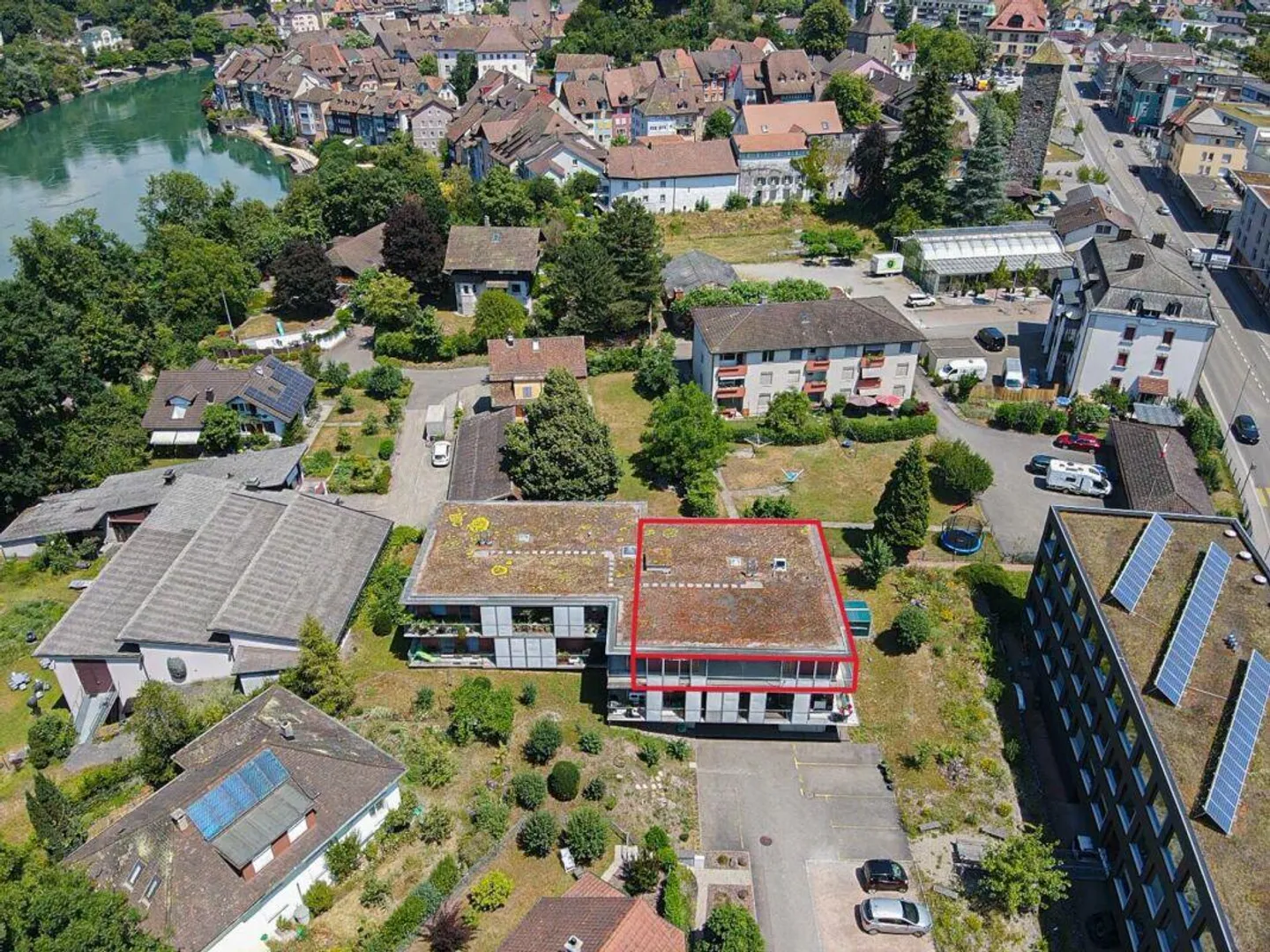 Appartamento soleggiato di 4.5 locali con grande comfort e vicinanza al Reno - Foto 1 di 13
