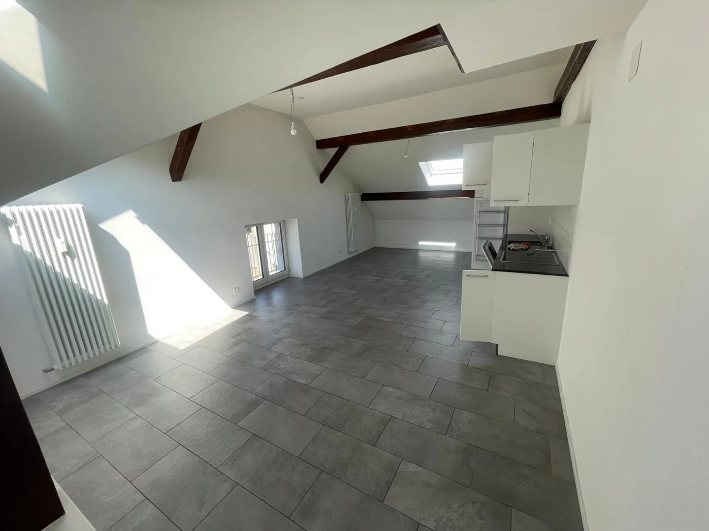 Bel appartement de 3,5 pièces au 3ème étage avec jardin commun - Photo 1 sur 12