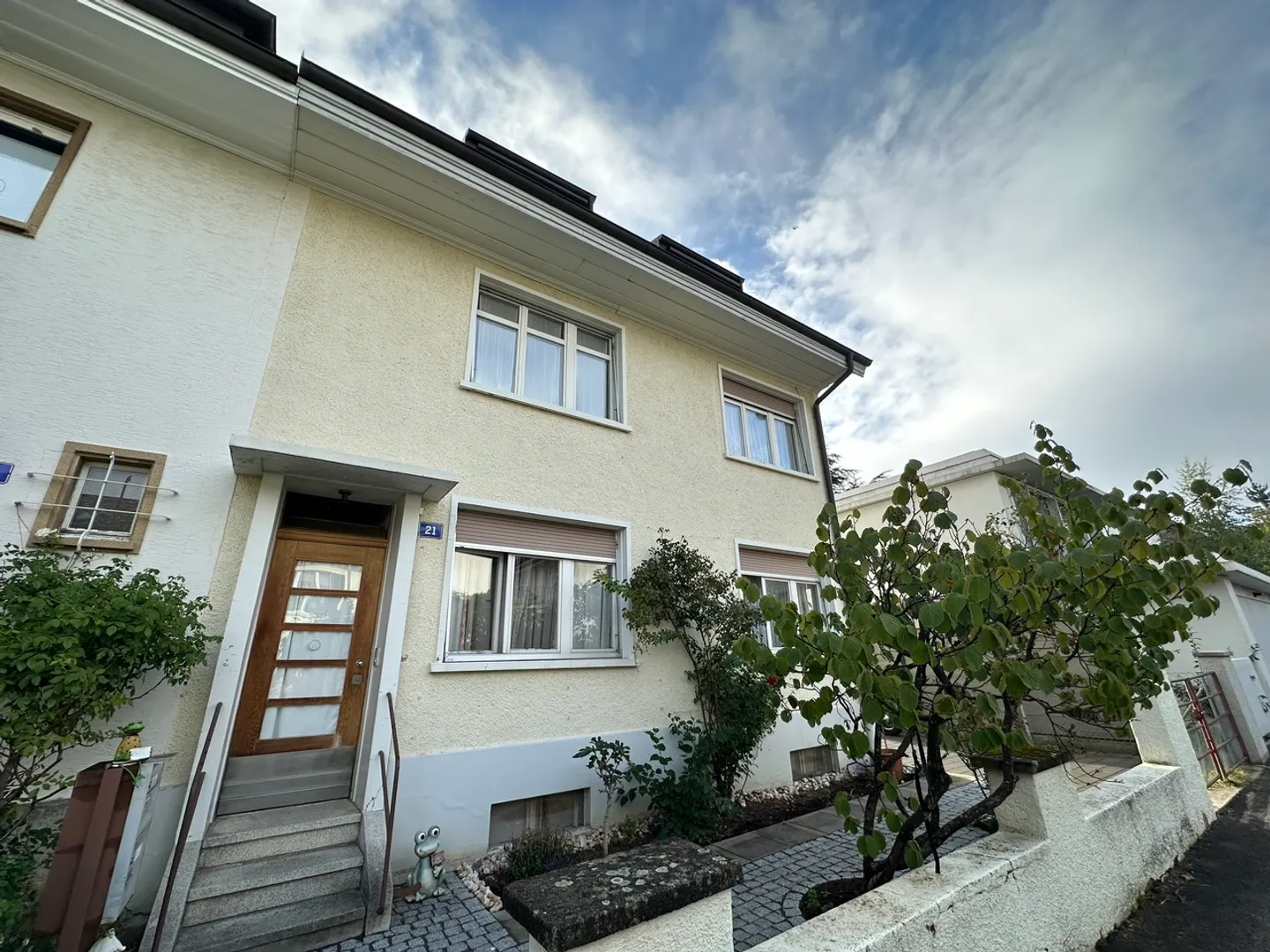Charmante Wohnung mit Balkon - Foto 1 von 5