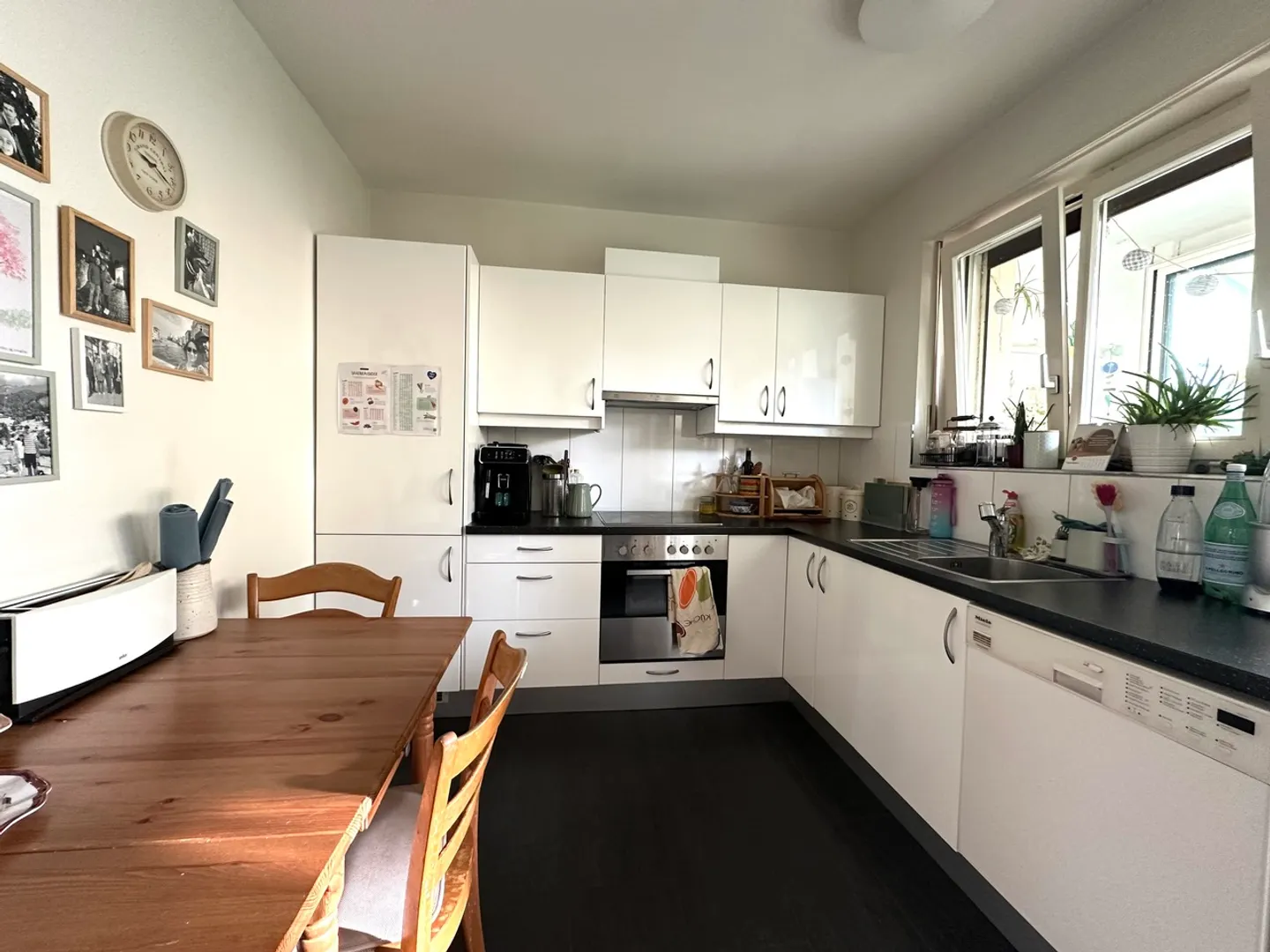 Charmante Wohnung mit Balkon - Foto 3 von 5