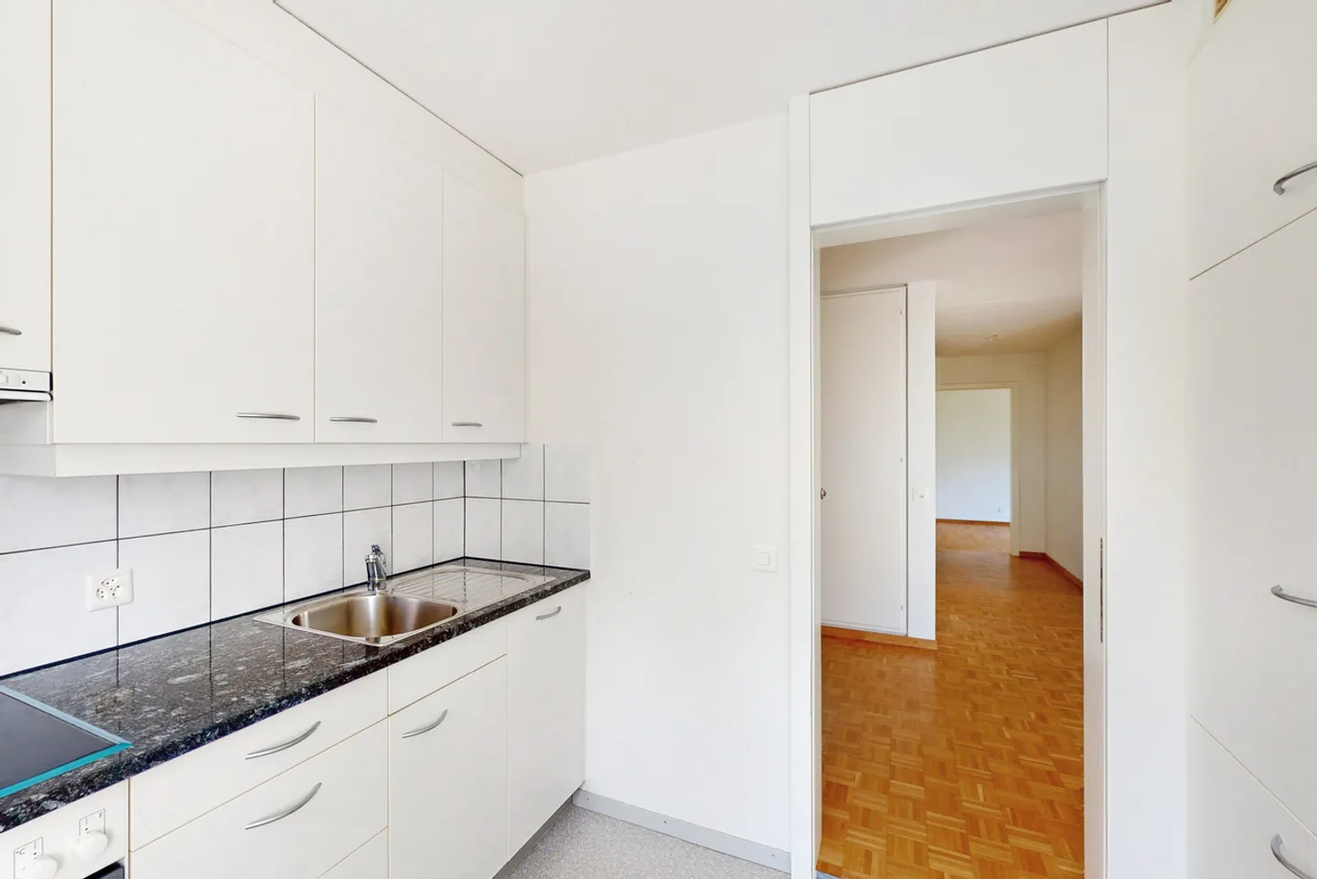 Helle Wohnung in Altdorf - Foto 3 von 10