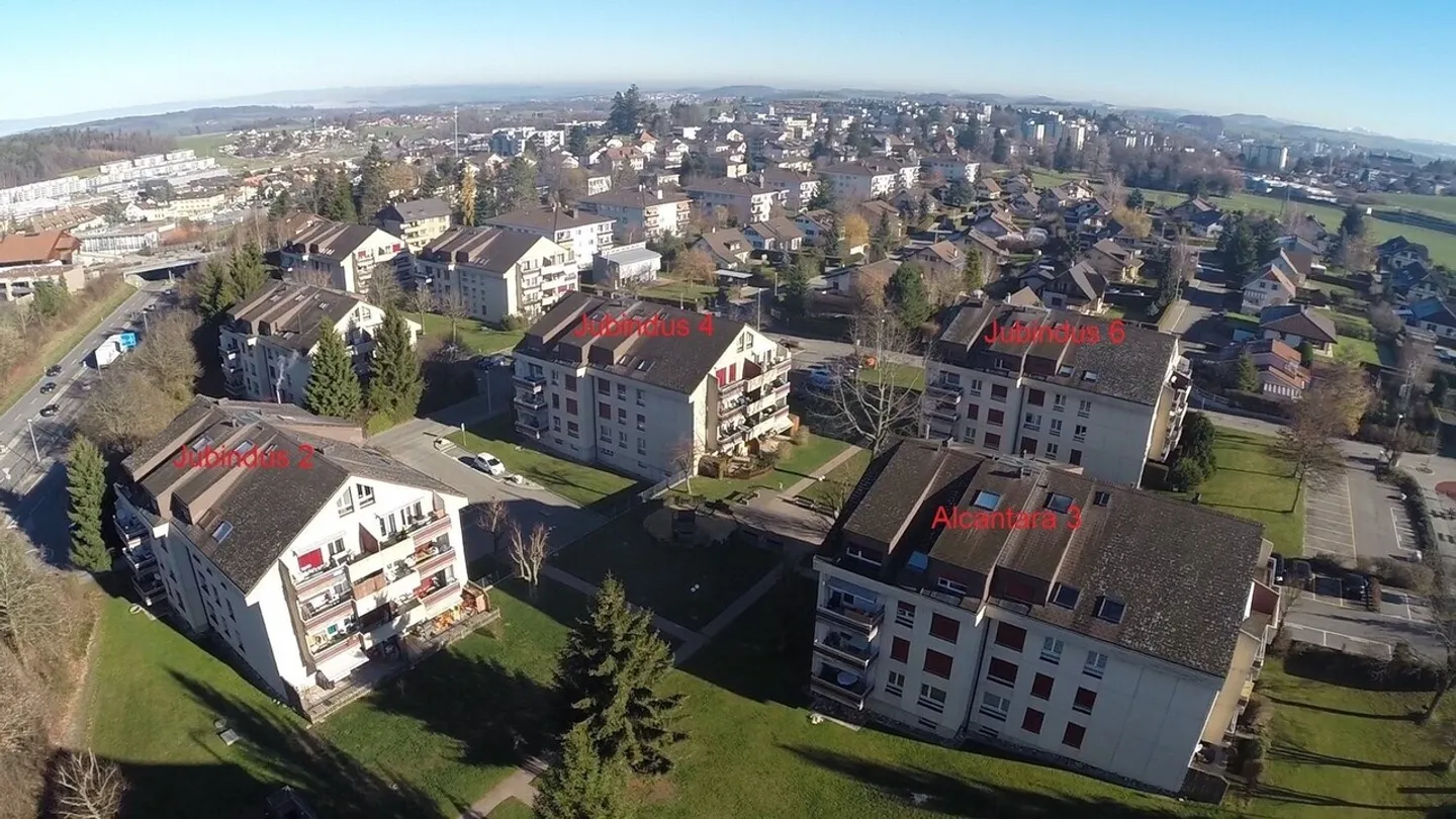 Appartamento 3.5 locali al piano terra con balcone - Foto 1 di 9