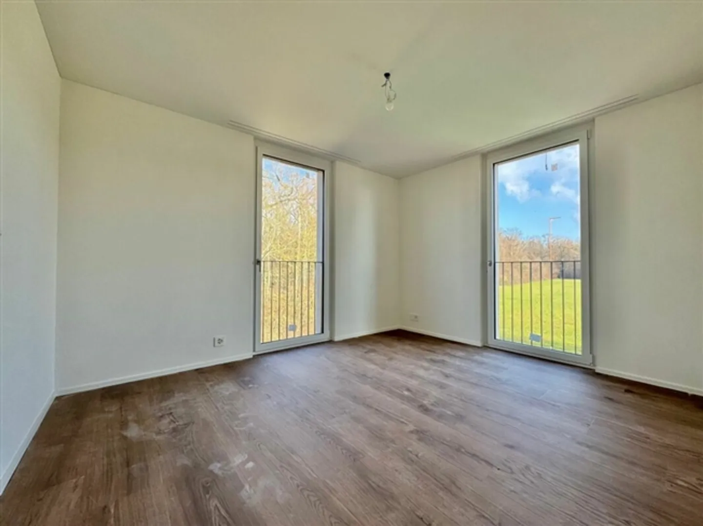 Sisseln / 3.5 Room Ground Floor Apartment - Photo 10 of 11