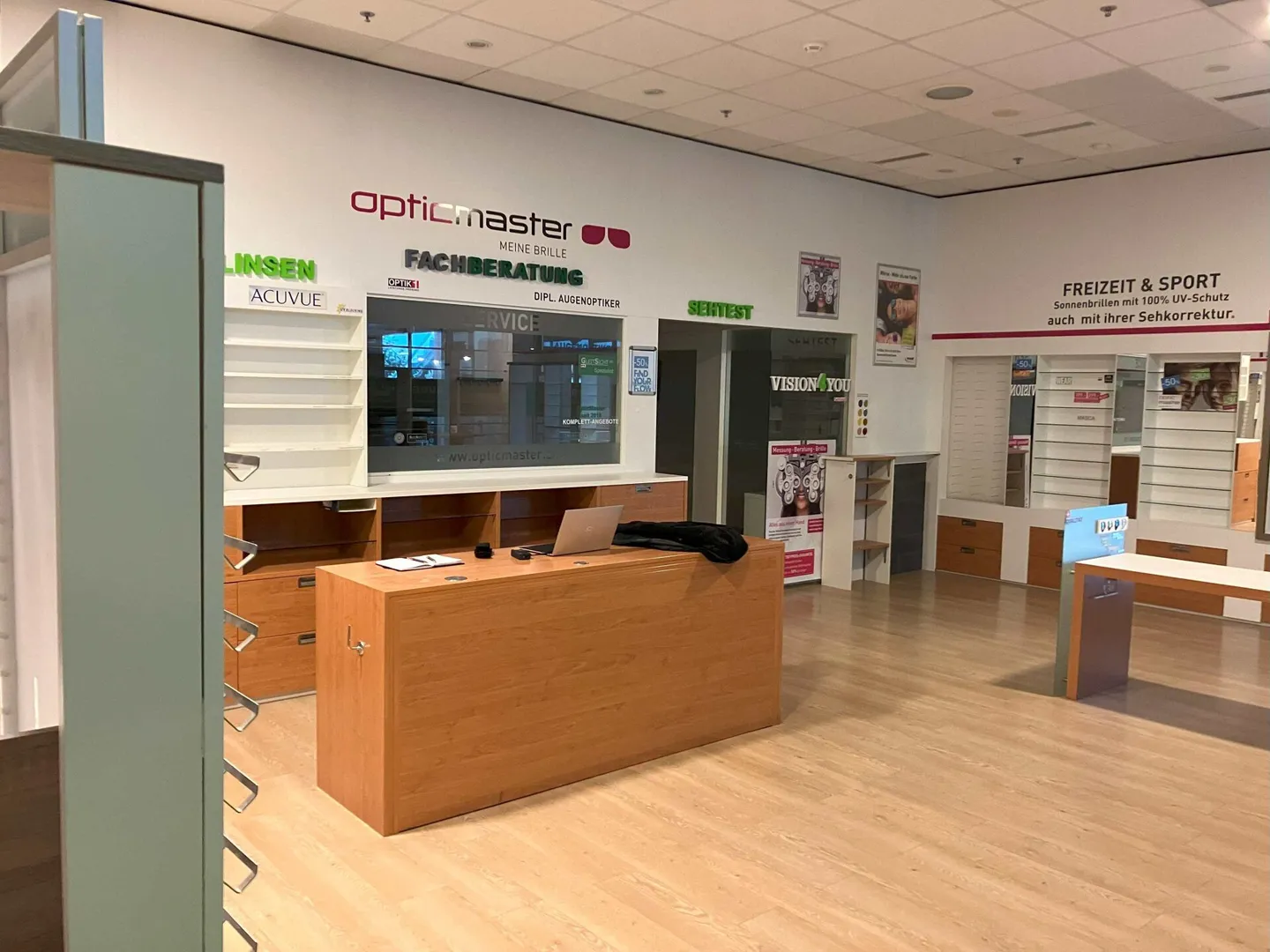 Spazio commerciale ampliato nel Westcenter SG (135 m2) - Foto 9 di 10