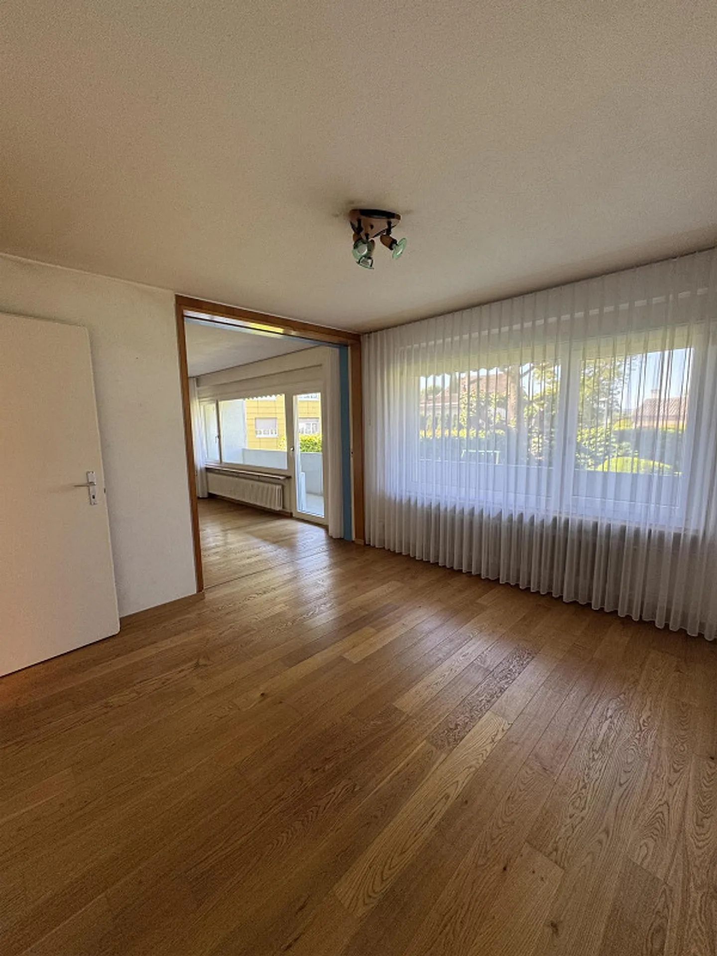 Appartement spacieux de 4,5 pièces dans un emplacement calme - Photo 9 sur 21