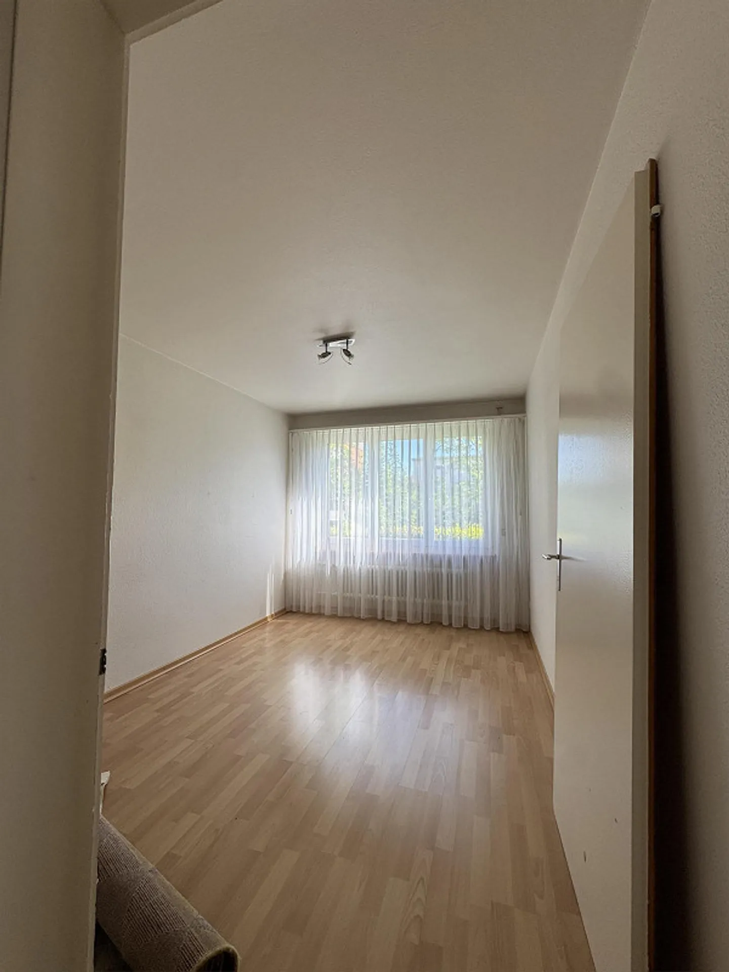 Appartement spacieux de 4,5 pièces dans un emplacement calme - Photo 10 sur 21