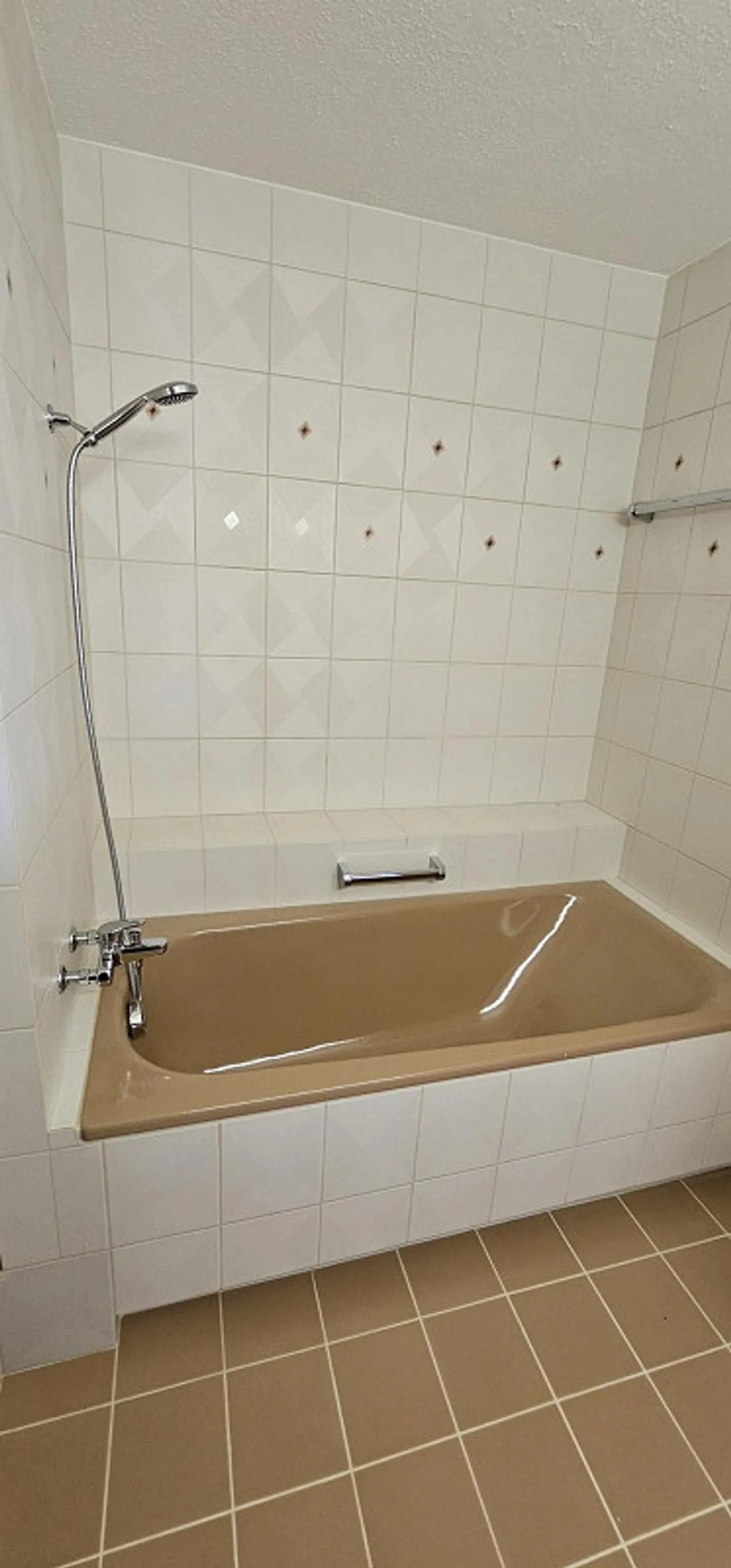 Appartement moderne de 3,5 pièces avec balcon et vue sur le jardin à Saint-Gall - Photo 13 sur 14