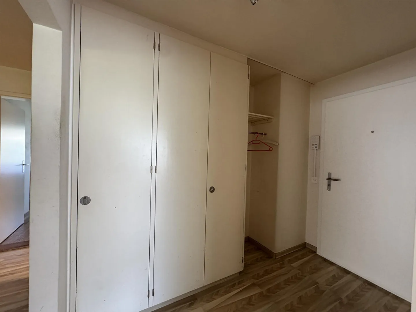 Appartement spacieux de 4,5 pièces dans un emplacement calme - Photo 14 sur 21