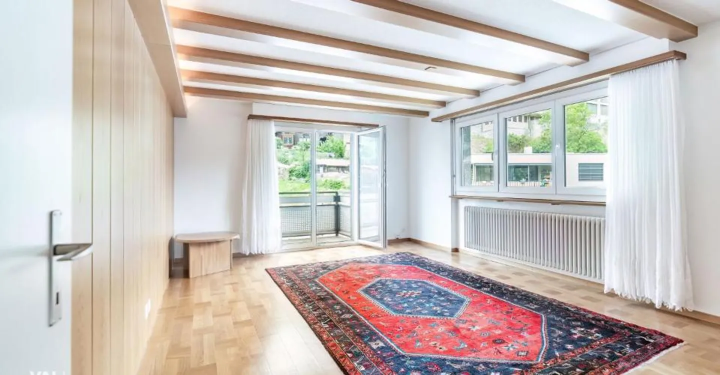 Appartement Charmant avec Vue Époustouflante - Photo 2 sur 11