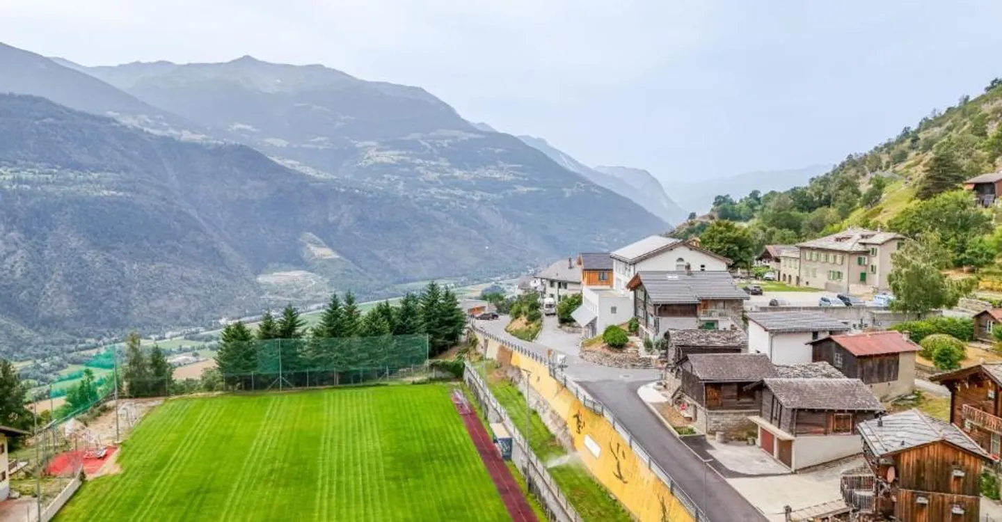 Appartement Charmant avec Vue Époustouflante - Photo 10 sur 11