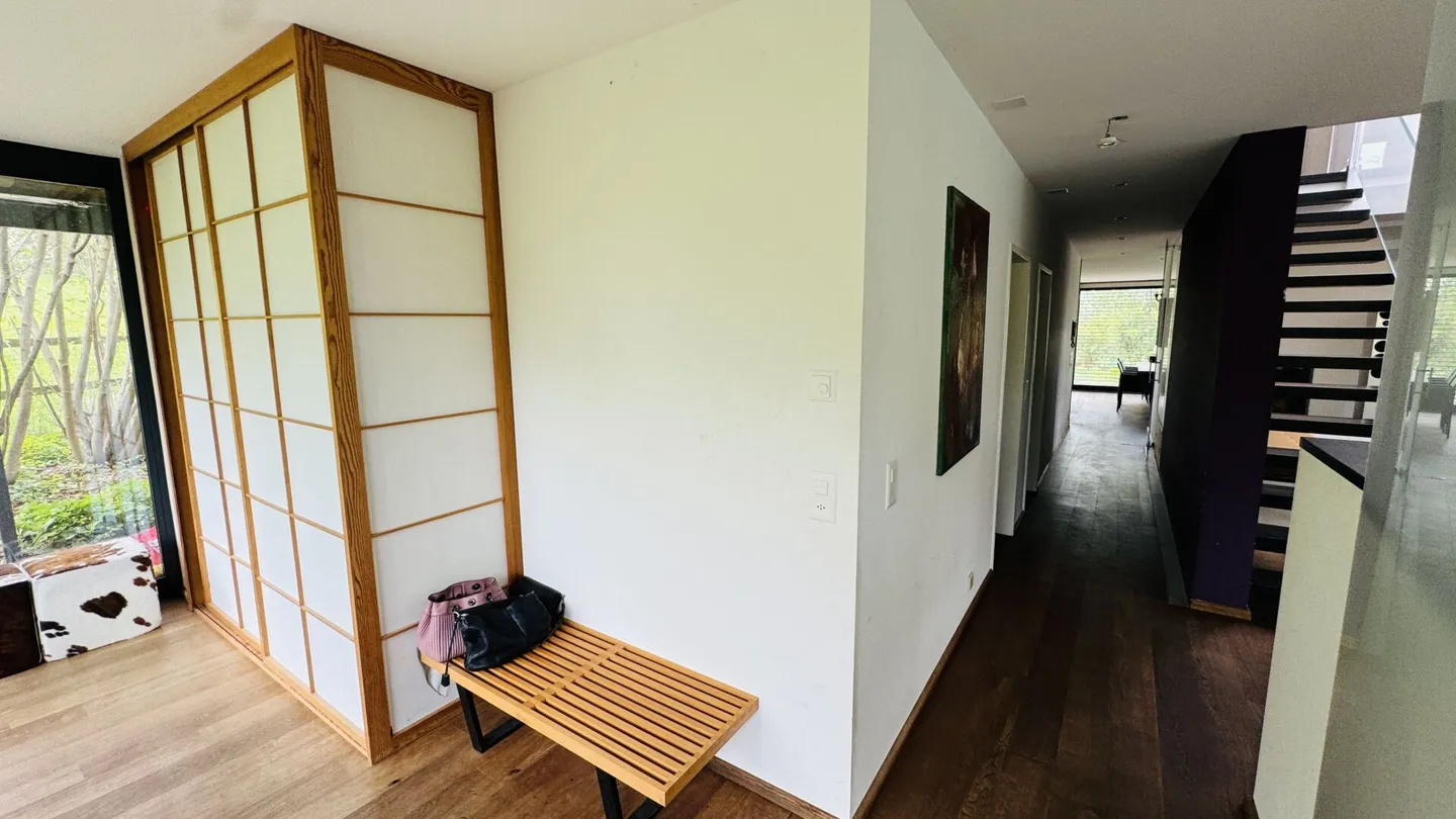 Exclusive property with villa, outbuilding, separate living unit, practice, garage, pool, and much more. - Photo 25 of 34