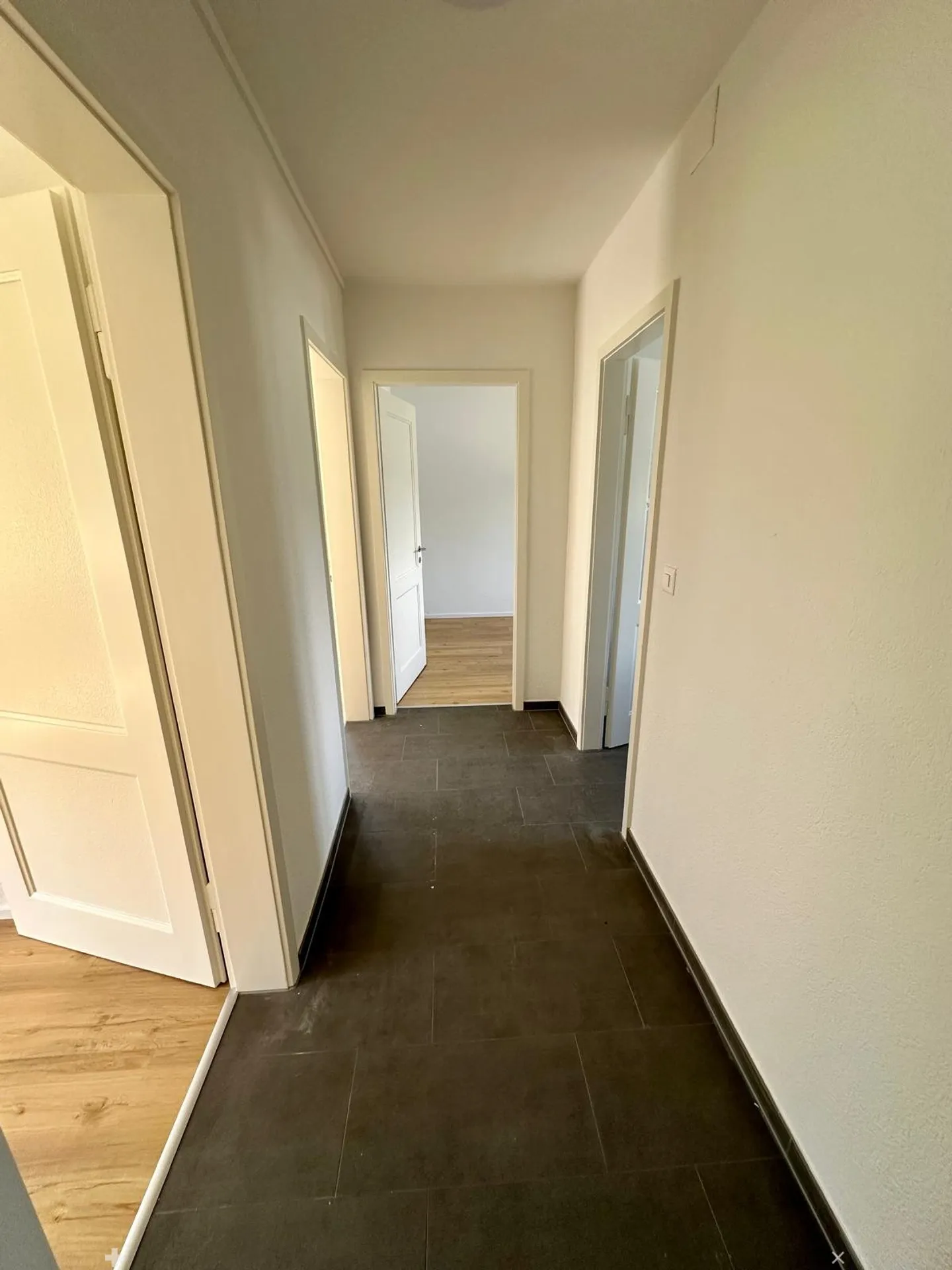 3-room apartment with attic in housing cooperative - Photo 6 of 8