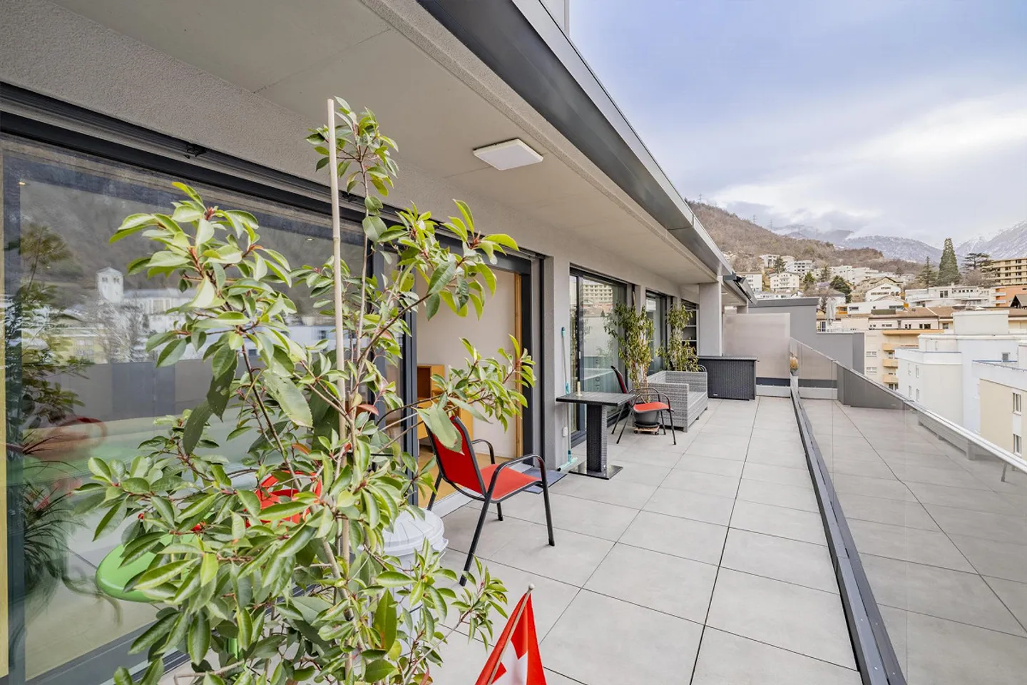 3.5-room apartment attic | Mountain view | Balcony | 2 parking spaces | Visp - Photo 1 of 20