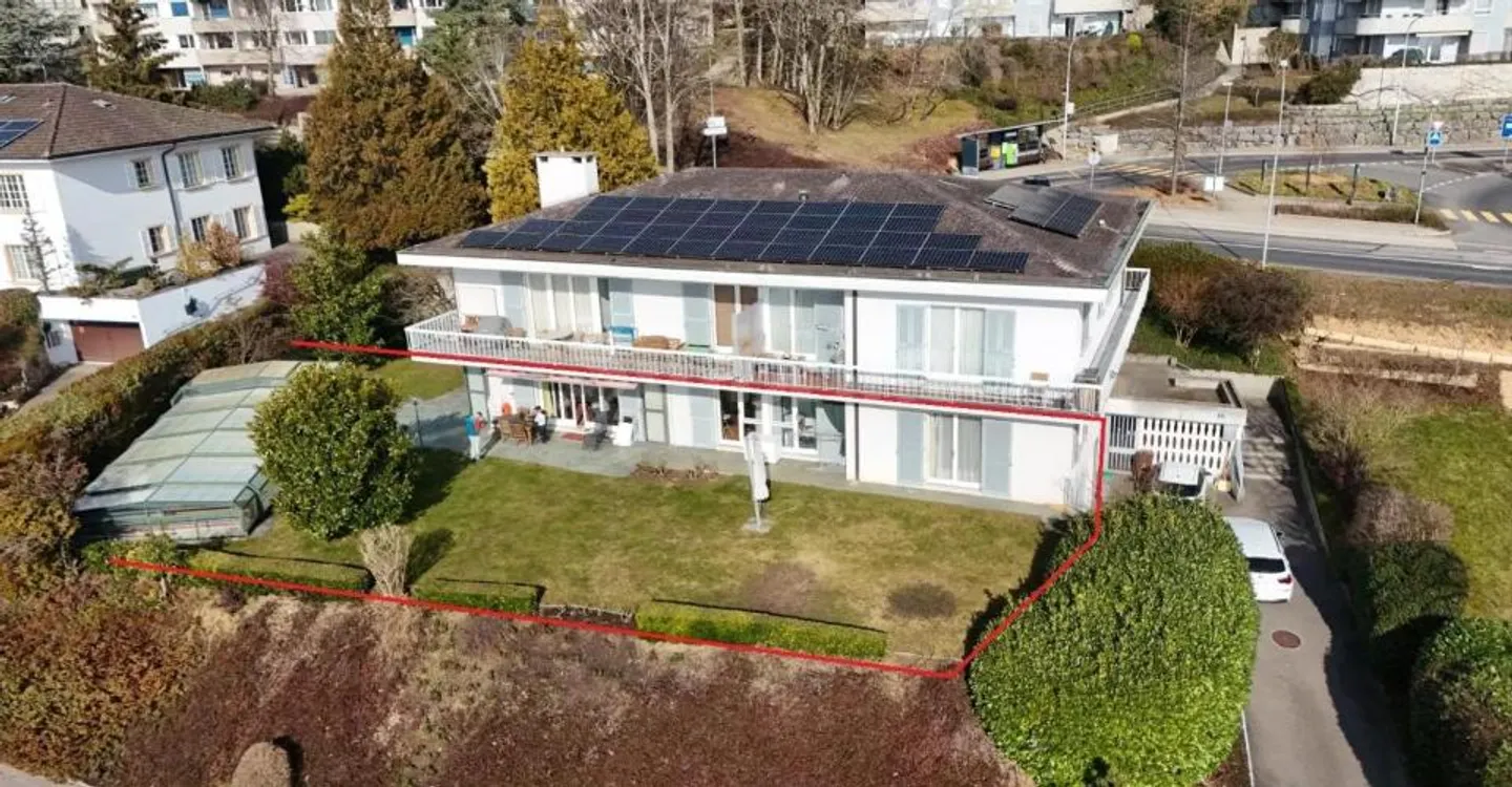 Appartamento-villa con piscina e vista lago - Foto 3 di 3