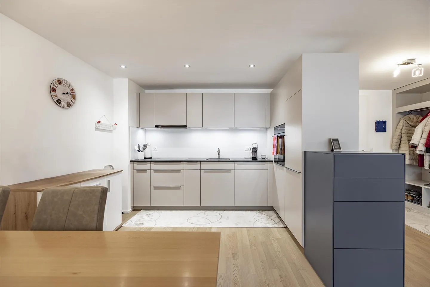 3.5-room apartment attic | Mountain view | Balcony | 2 parking spaces | Visp - Photo 5 of 20