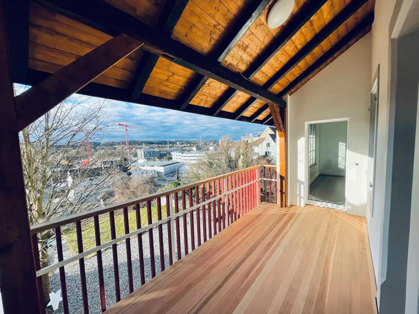Modern renovated old apartment with a view and garden - Photo 4 of 13