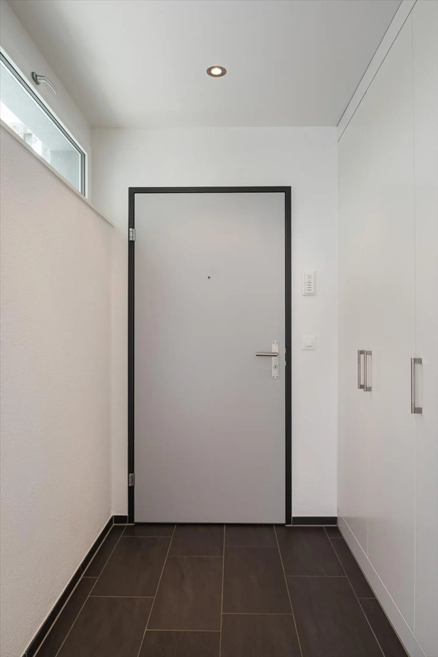 Modern and close to the lake living - Your search ends here! - Photo 9 of 10