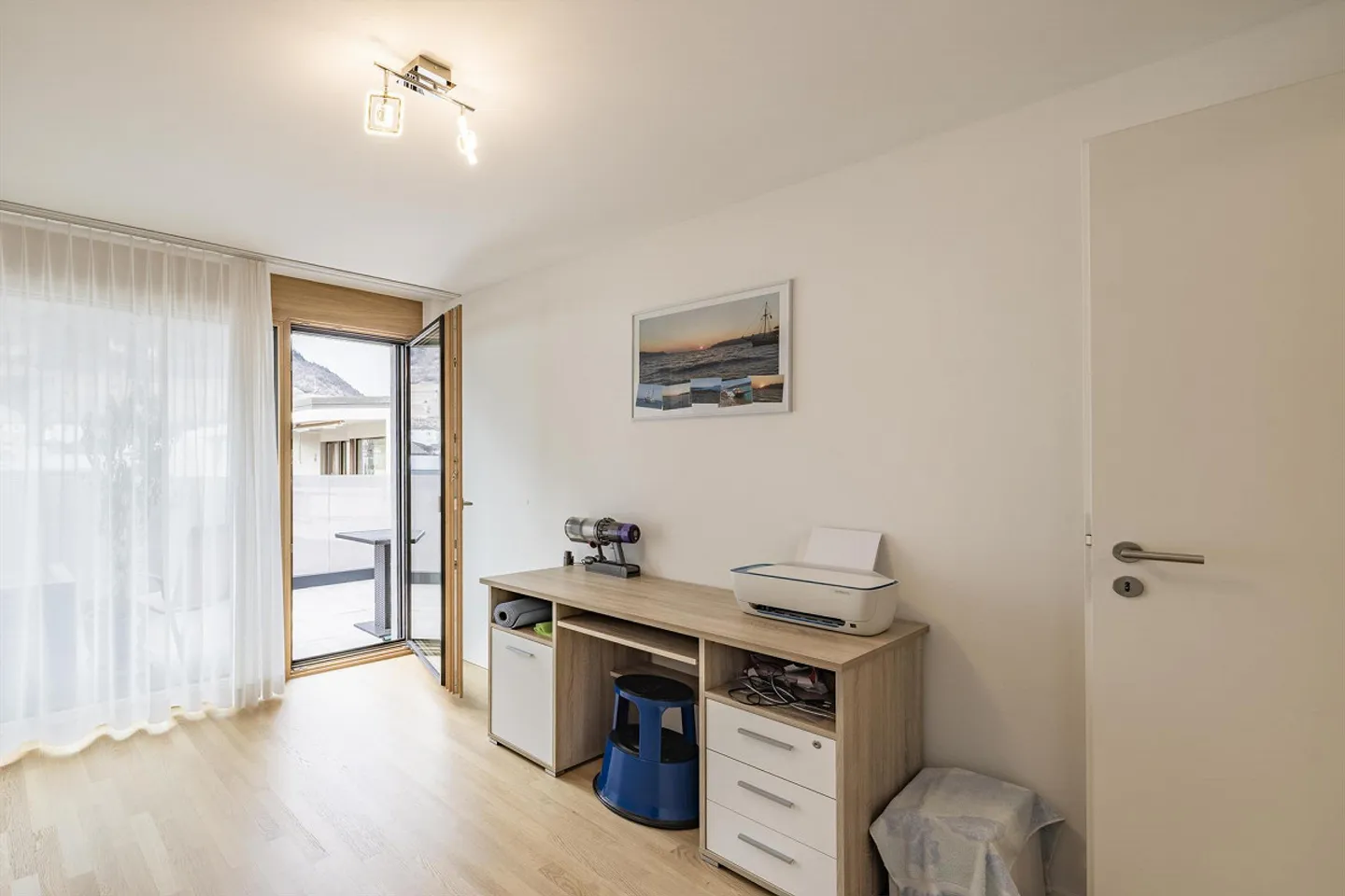 3.5-room apartment attic | Mountain view | Balcony | 2 parking spaces | Visp - Photo 12 of 20