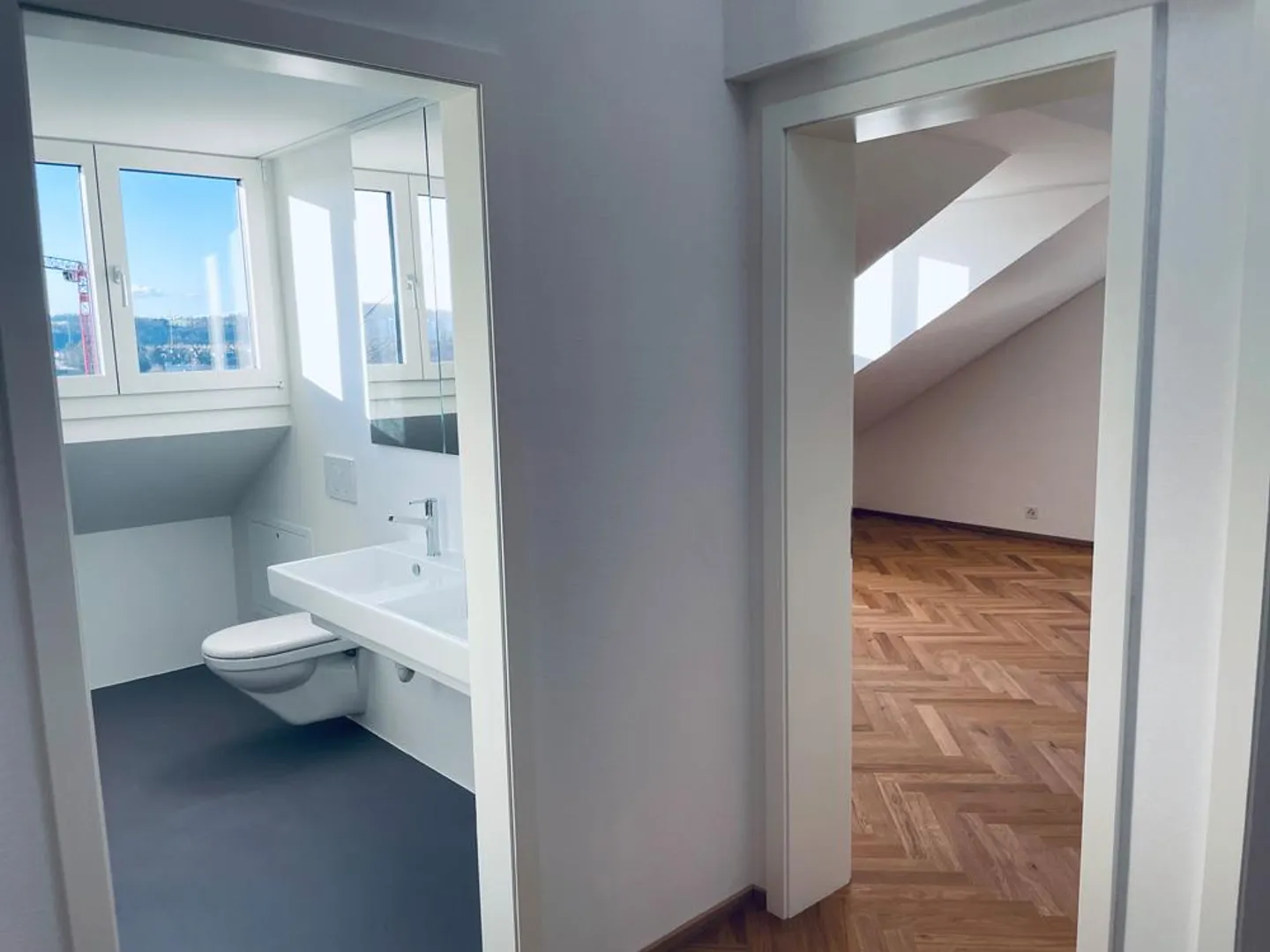 Modern renovated old apartment with a view and garden - Photo 9 of 13