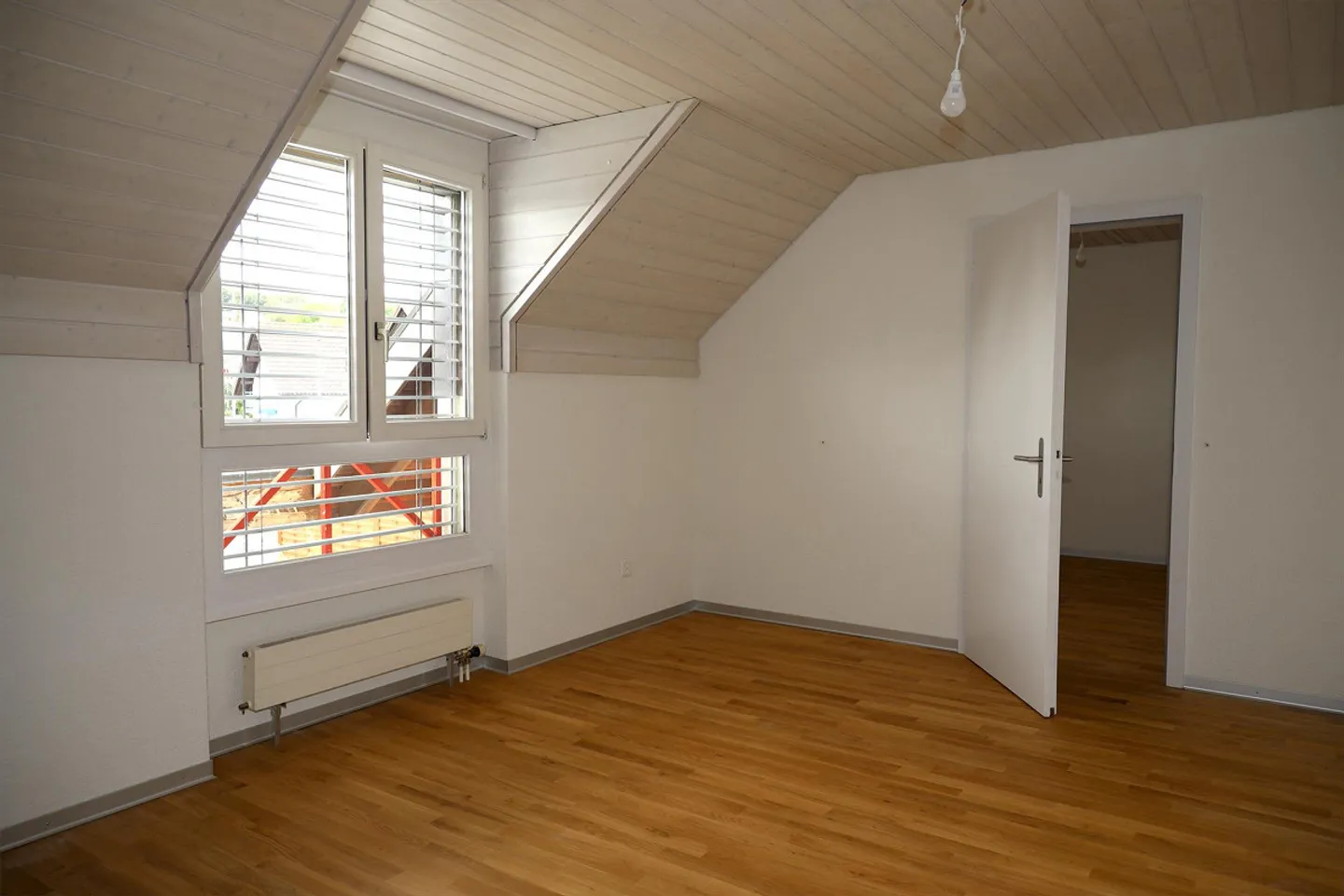 Appartement 4 1/2 pièces récemment rénové - Photo 7 sur 12