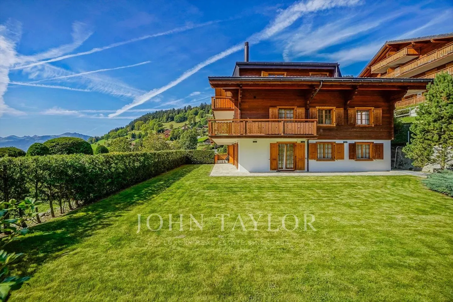 Chalet Familial avec Vue Époustouflante - Photo 4 sur 13