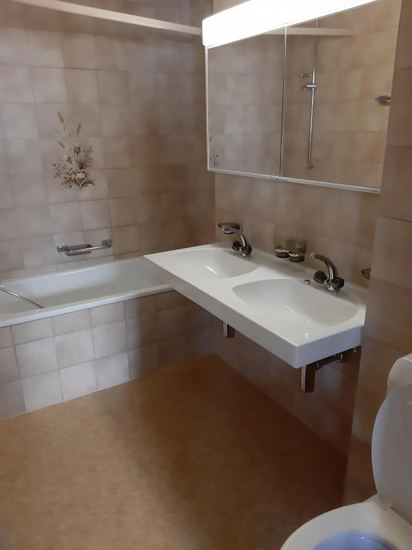Appartamento mansardato con vista ampia - Foto 4 di 9
