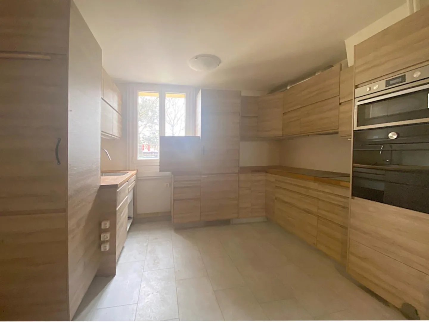 Renovierte Wohnung nahe Stadtzentrum - Foto 2 von 7