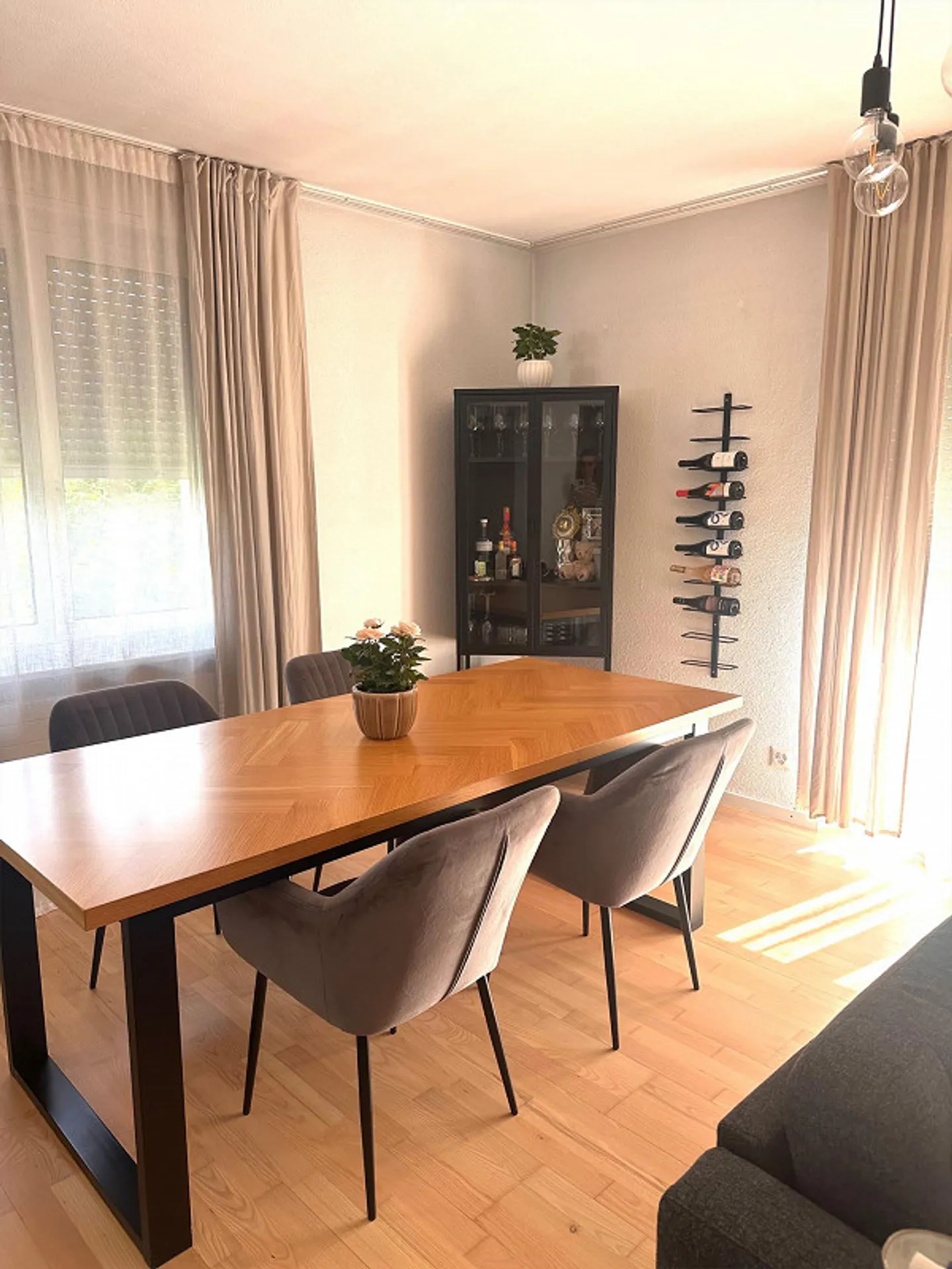 Appartement 3 plus pièces ensoleillé, calme et bien situé au 1er étage - Photo 4 sur 16