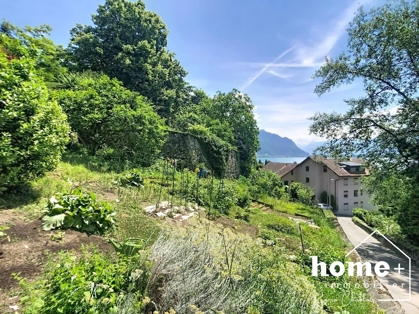 Appartement de 2,5 pièces en rez-de-jardin avec grande terrasse - Photo 9 sur 11