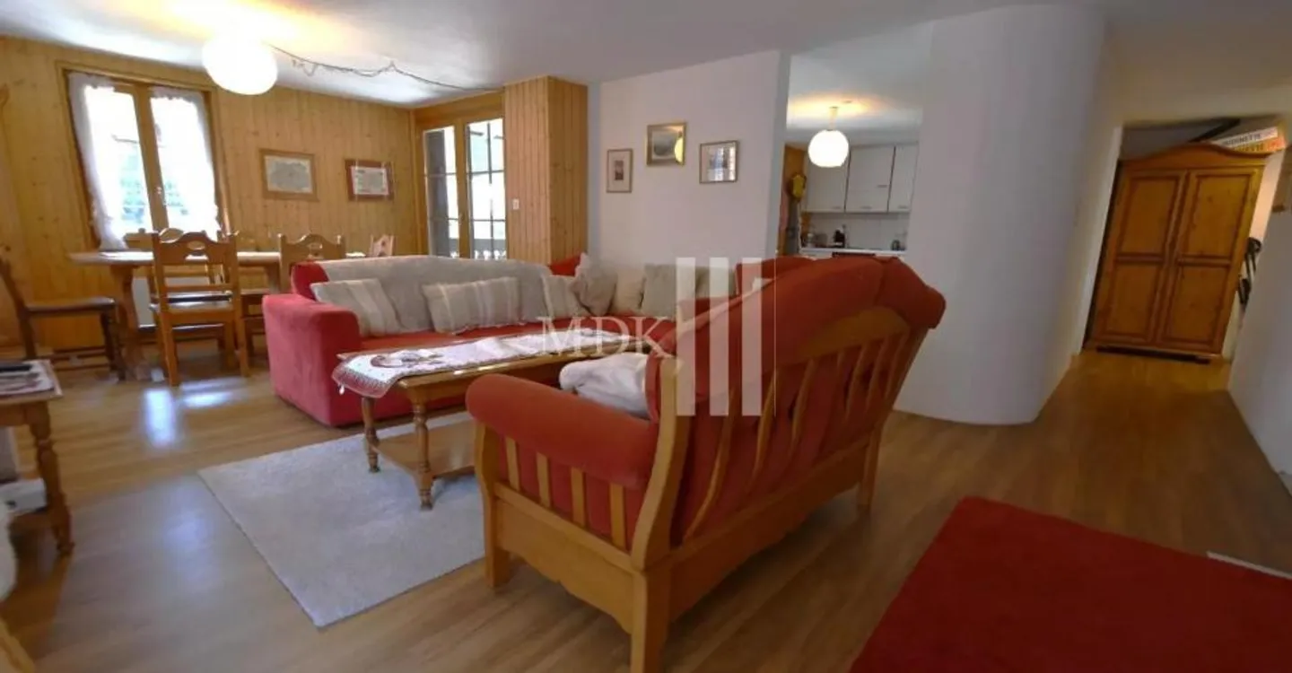 Charming 4.5 Room Apartment - Photo 1 of 10