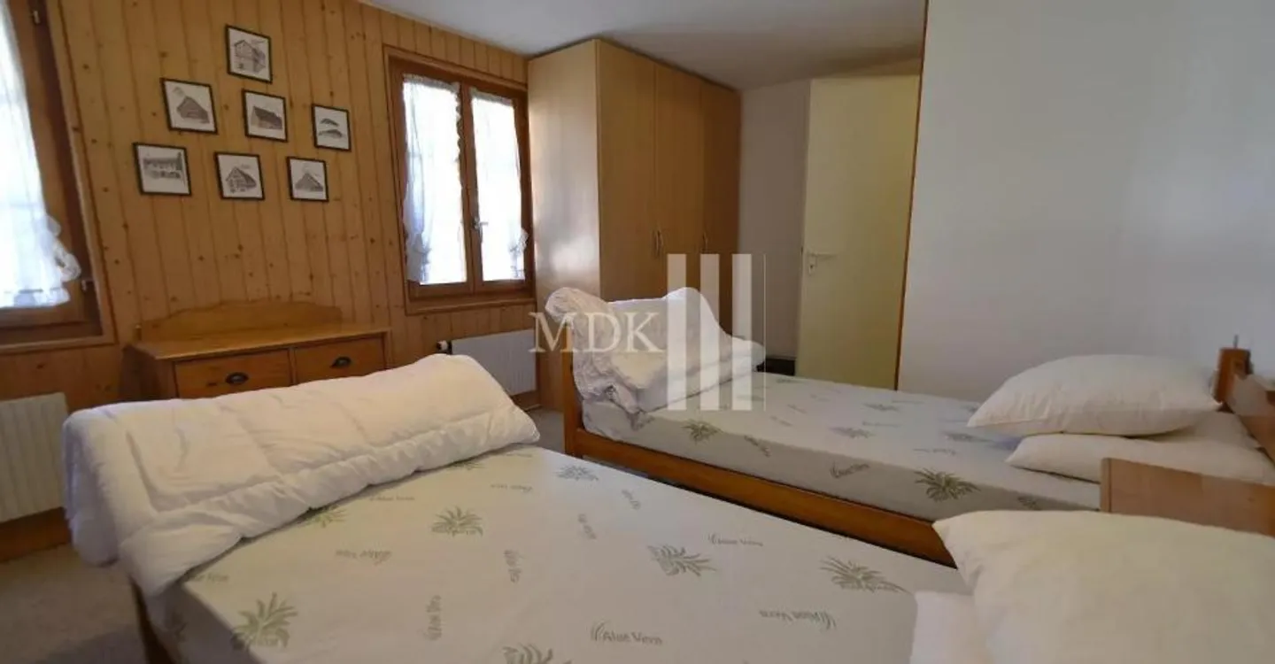 Charming 4.5 Room Apartment - Photo 4 of 10