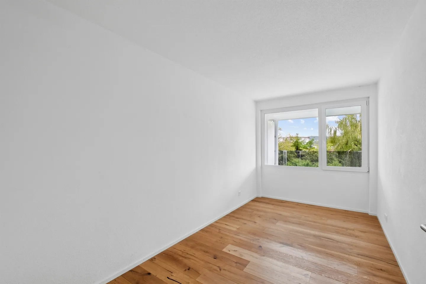 Moderne 4.5 Zimmer-Wohnung - Foto 7 von 11