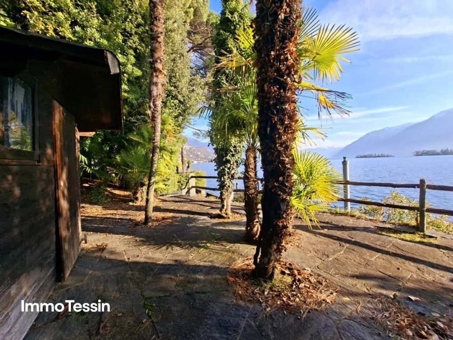 HIGHLIGHT: Traumvilla am See mit privatem Seezugang & magischer Seesicht an absoluter Bestlage am Lago Maggiore - Foto 8 von 13