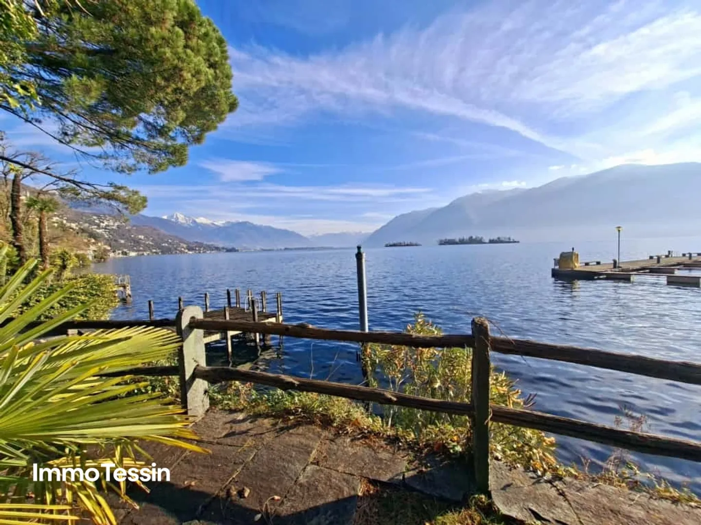 HIGHLIGHT: Traumvilla am See mit privatem Seezugang & magischer Seesicht an absoluter Bestlage am Lago Maggiore - Foto 5 von 13