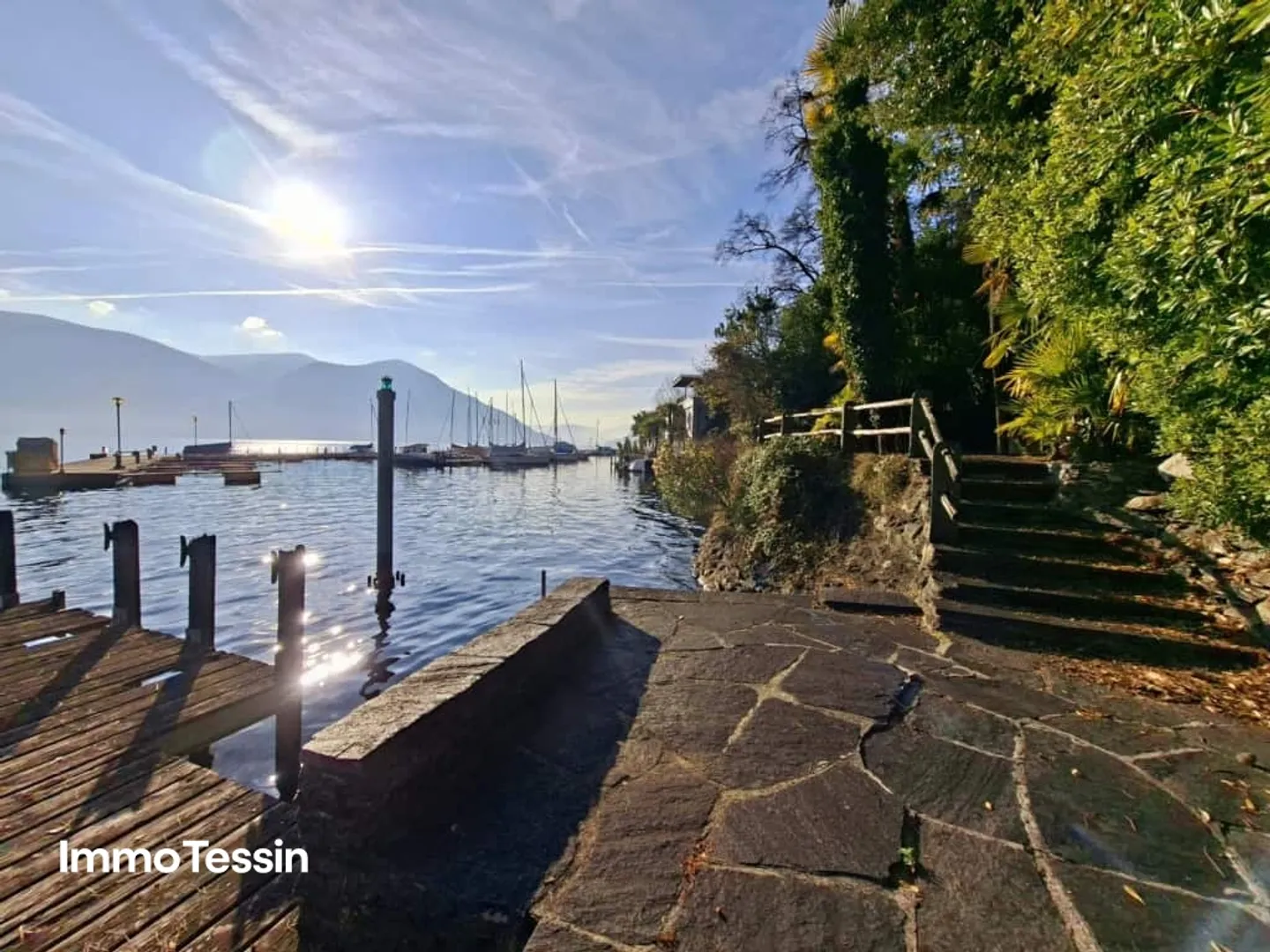 HIGHLIGHT: Traumvilla am See mit privatem Seezugang & magischer Seesicht an absoluter Bestlage am Lago Maggiore - Foto 6 von 13