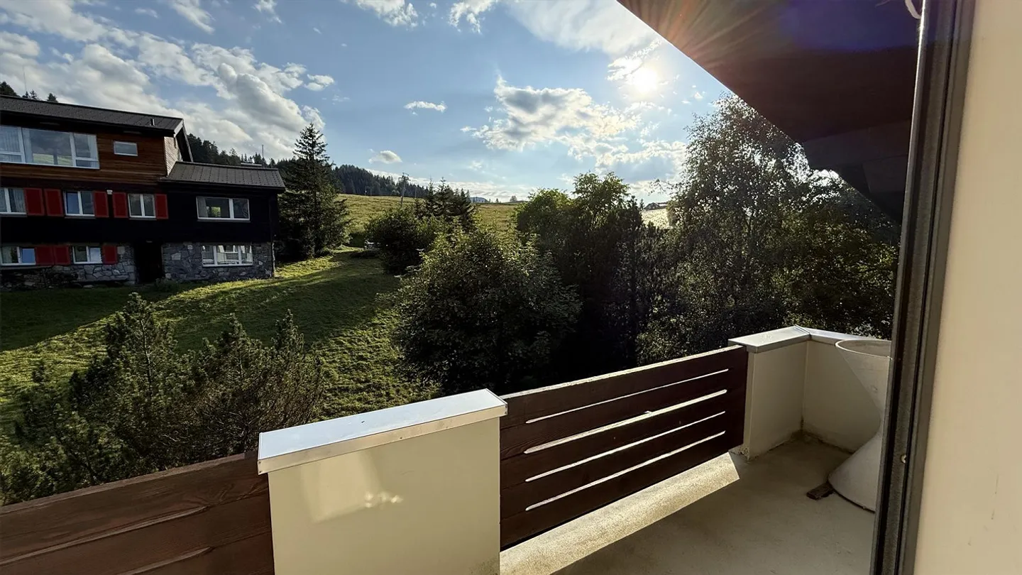 Frisch renovierte 5 1/2 Zi Attikawohnung, Flumserberg an der Skipiste - Foto 1 von 19