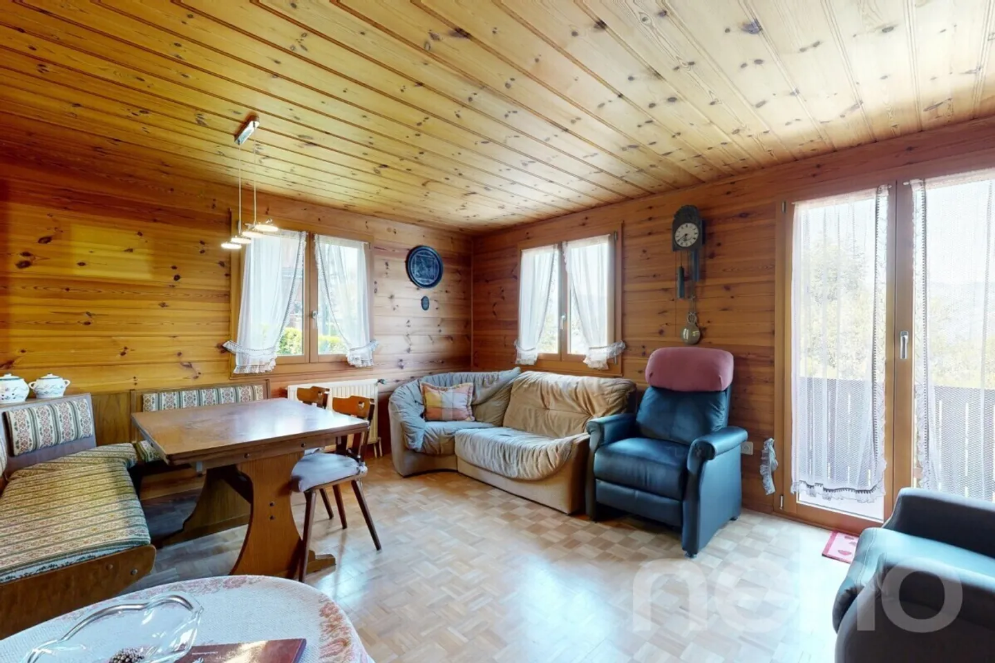 Maison familiale de style chalet - Photo 8 sur 12